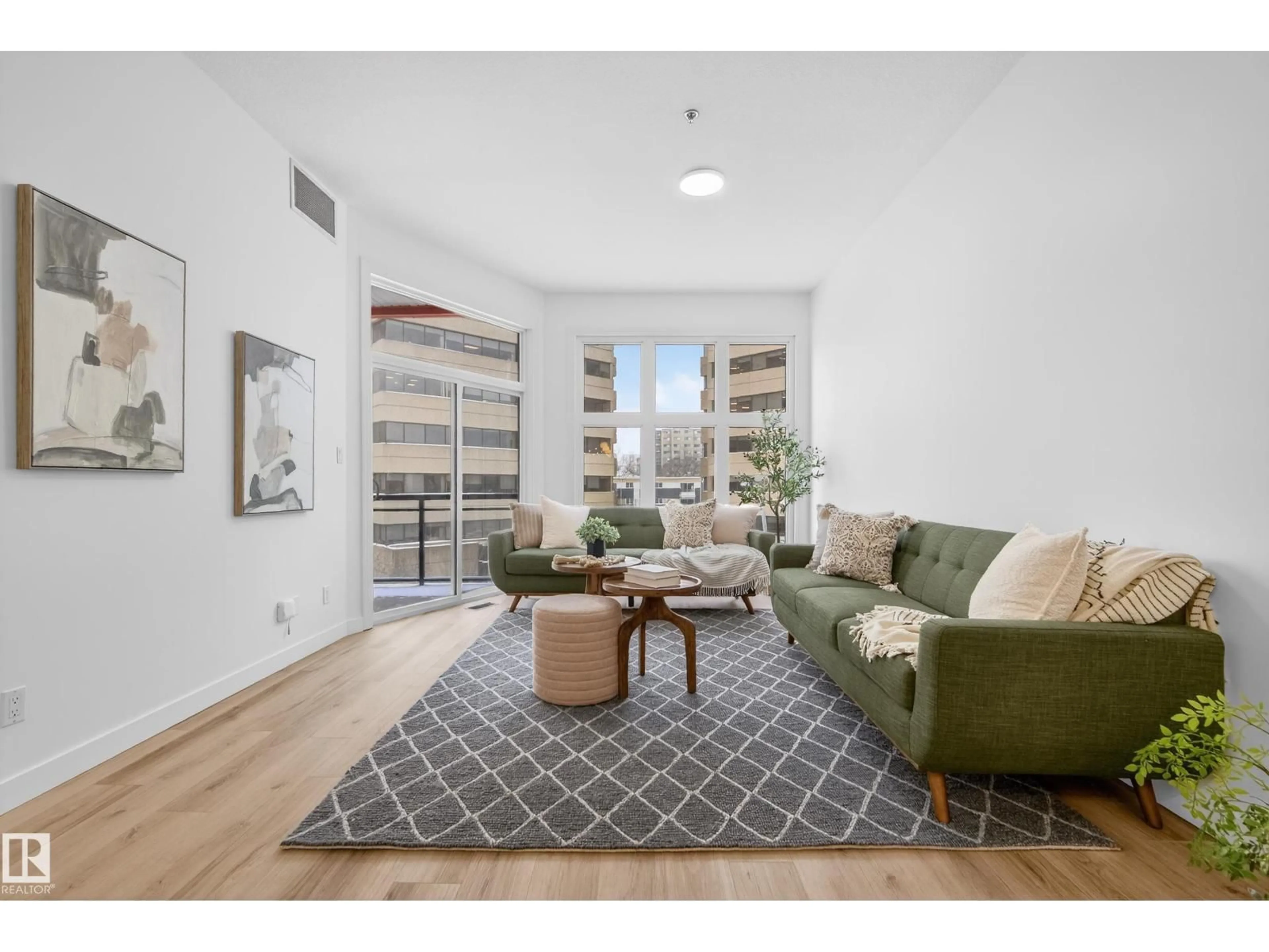 Living room with furniture, unknown for 10147 - 421 112 ST, Edmonton Alberta T5K1M1