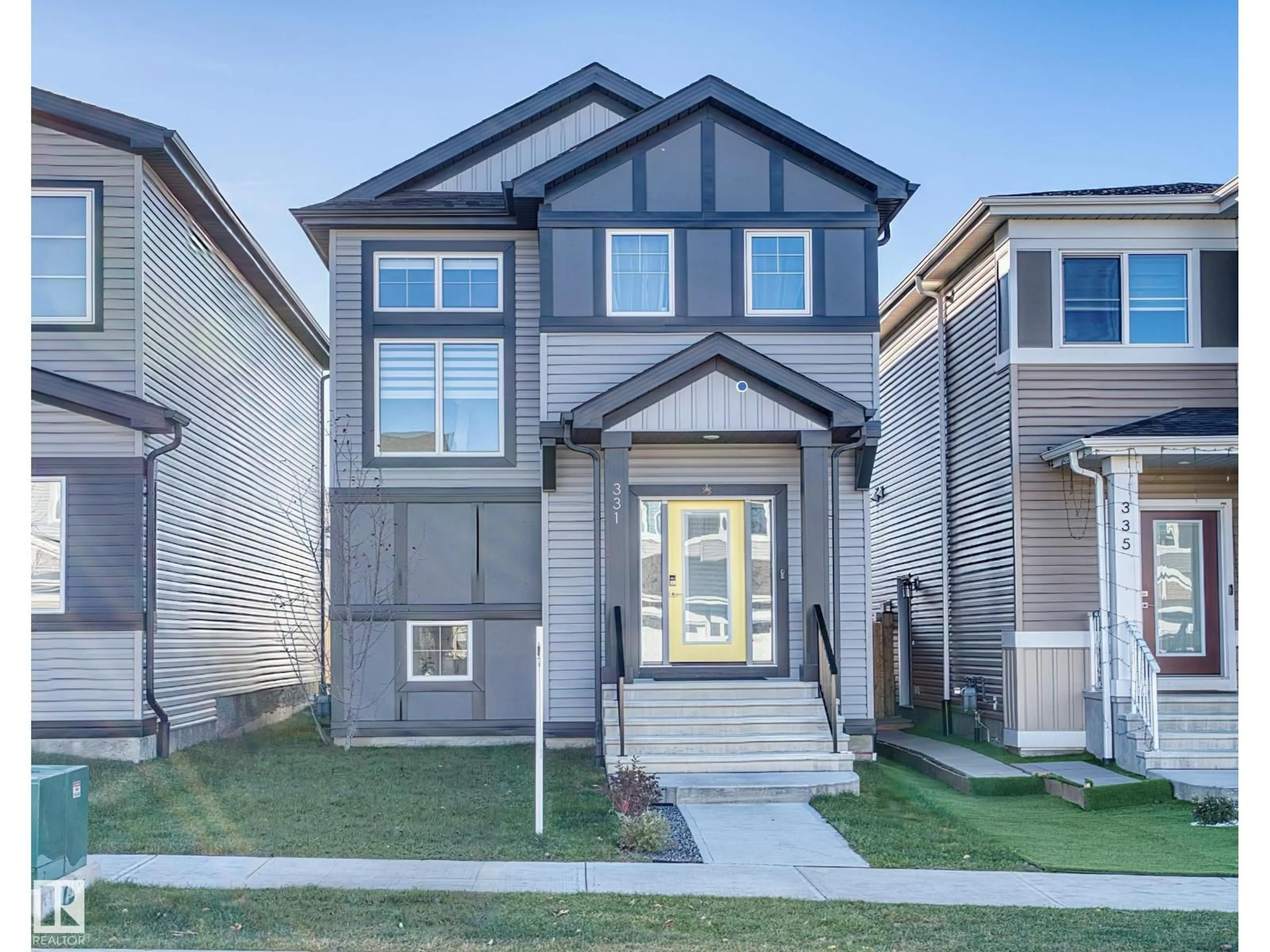 Home with vinyl exterior material, street for 331 32 AV, Edmonton Alberta T6T2T1