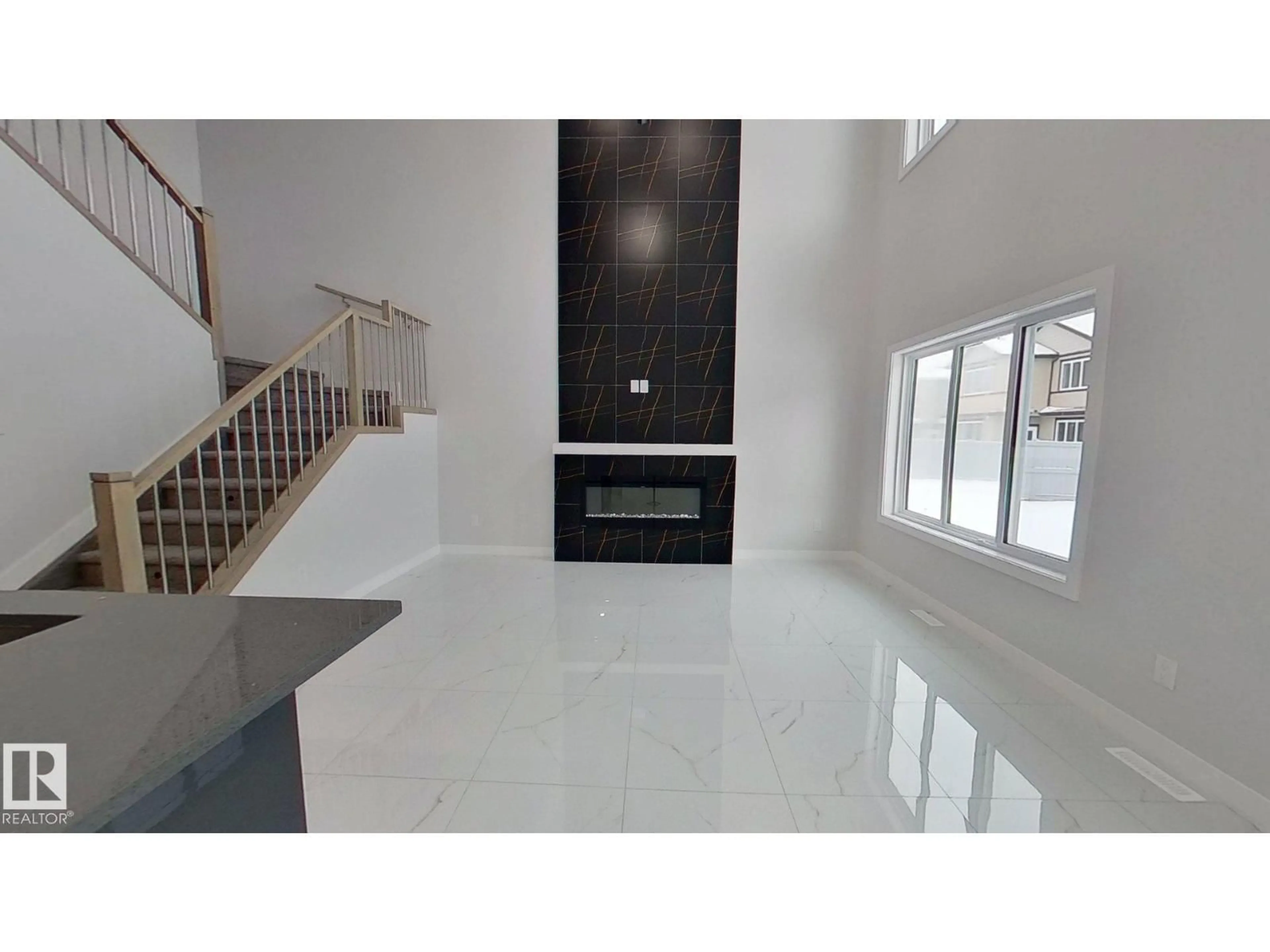 Indoor foyer for 3524 41 AV, Beaumont Alberta T4X3H3