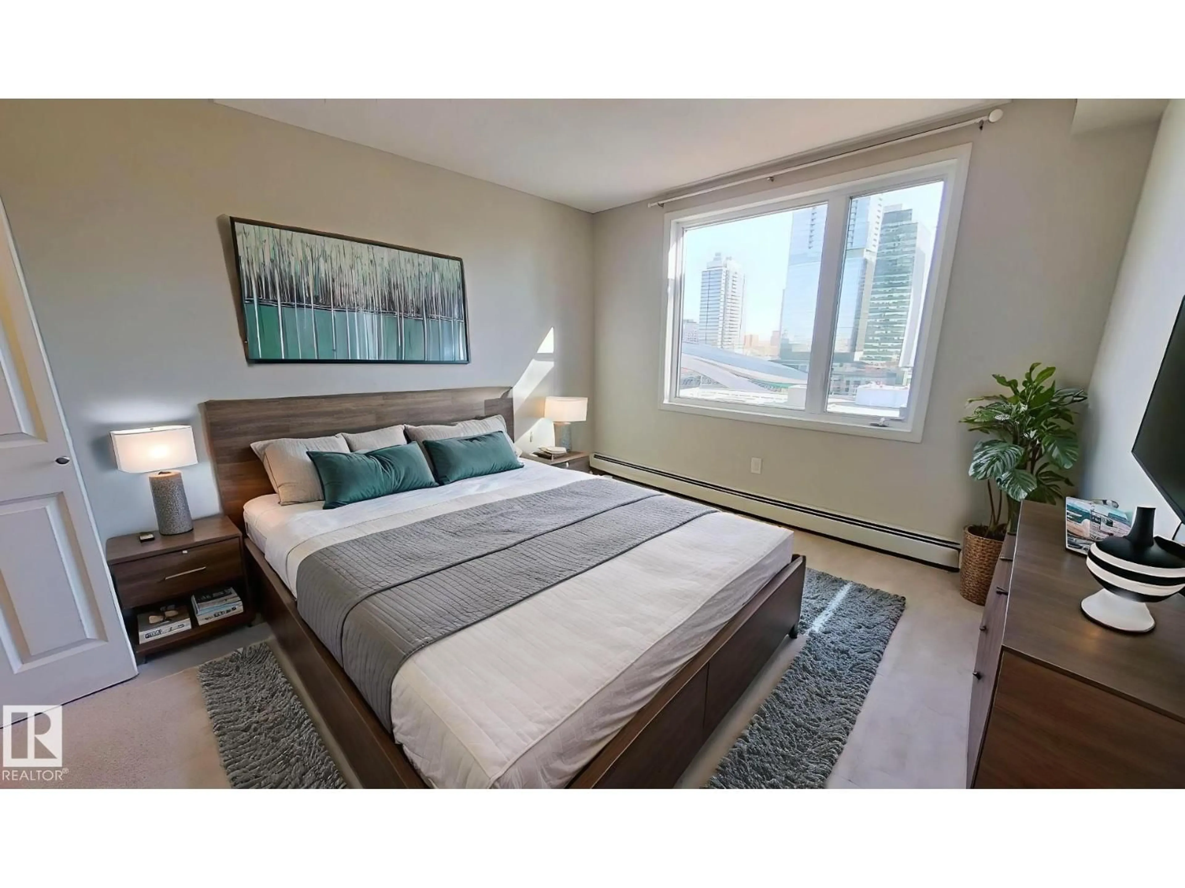 Bedroom with bed, unknown for 1604 105 ST NW, Edmonton Alberta T5J5G3