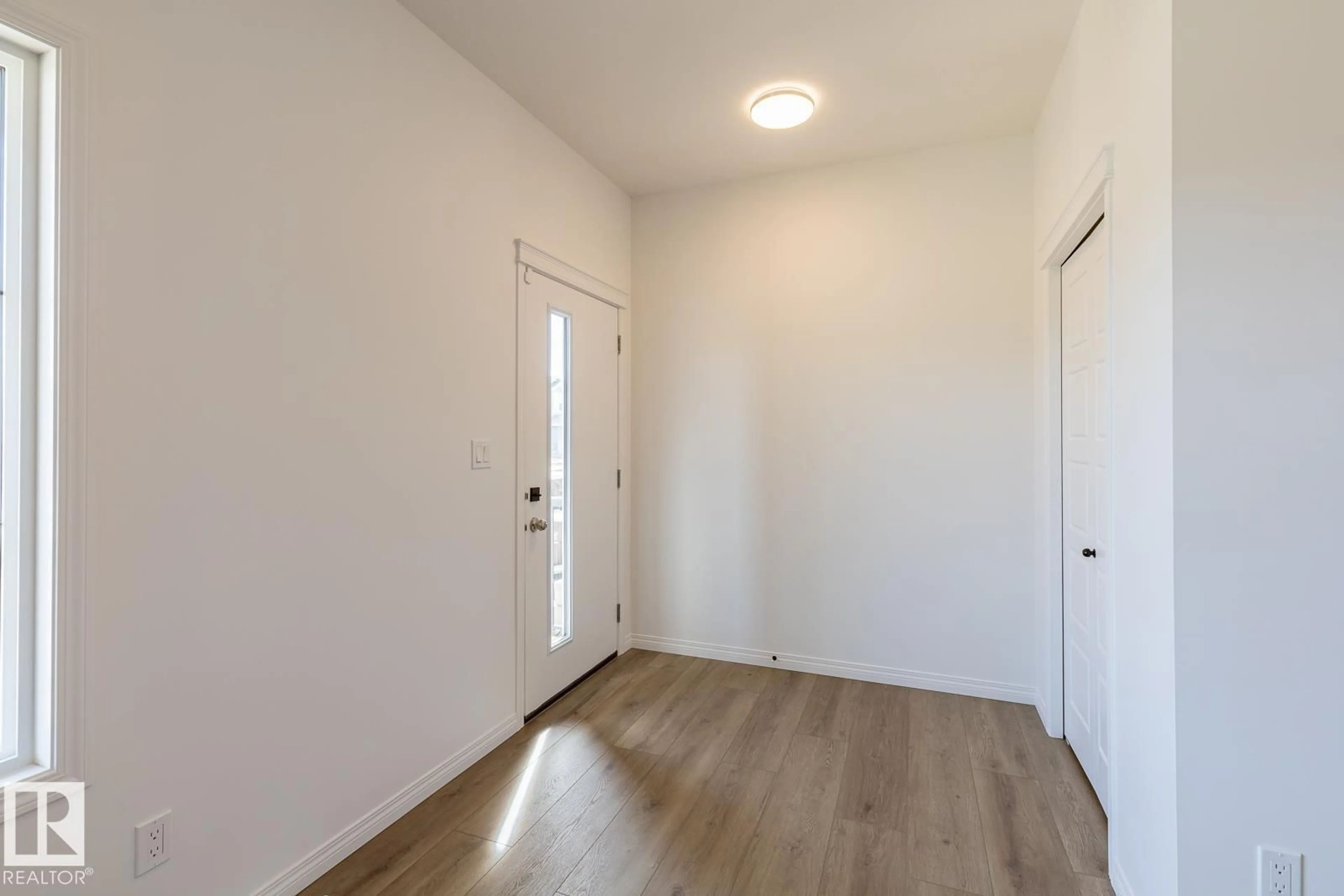 Unknown for 219 WATTLE RD, Leduc Alberta T9E0V1