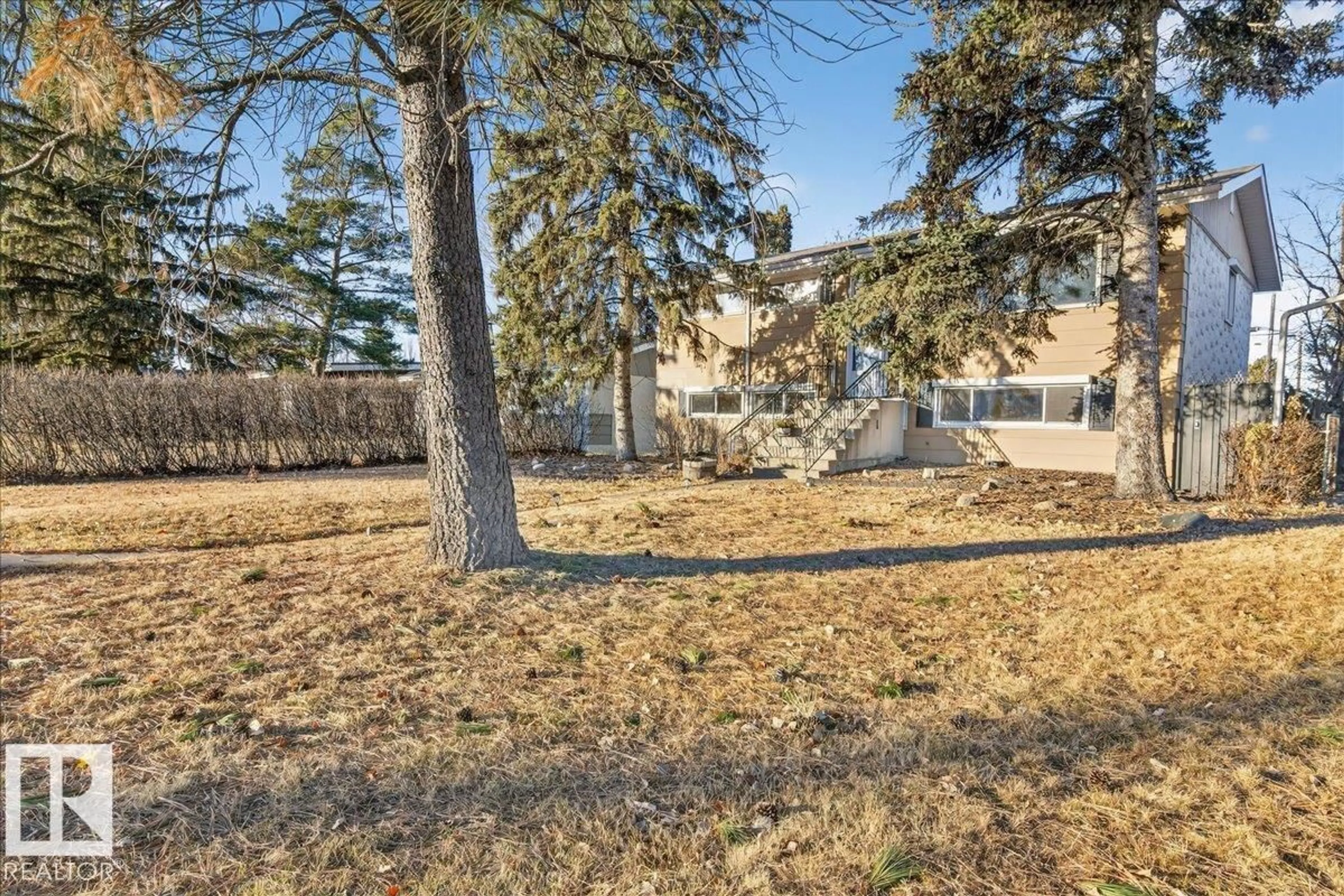 A pic from outside/outdoor area/front of a property/back of a property/a pic from drone, unknown for 16206 79A AV, Edmonton Alberta T5R3J1