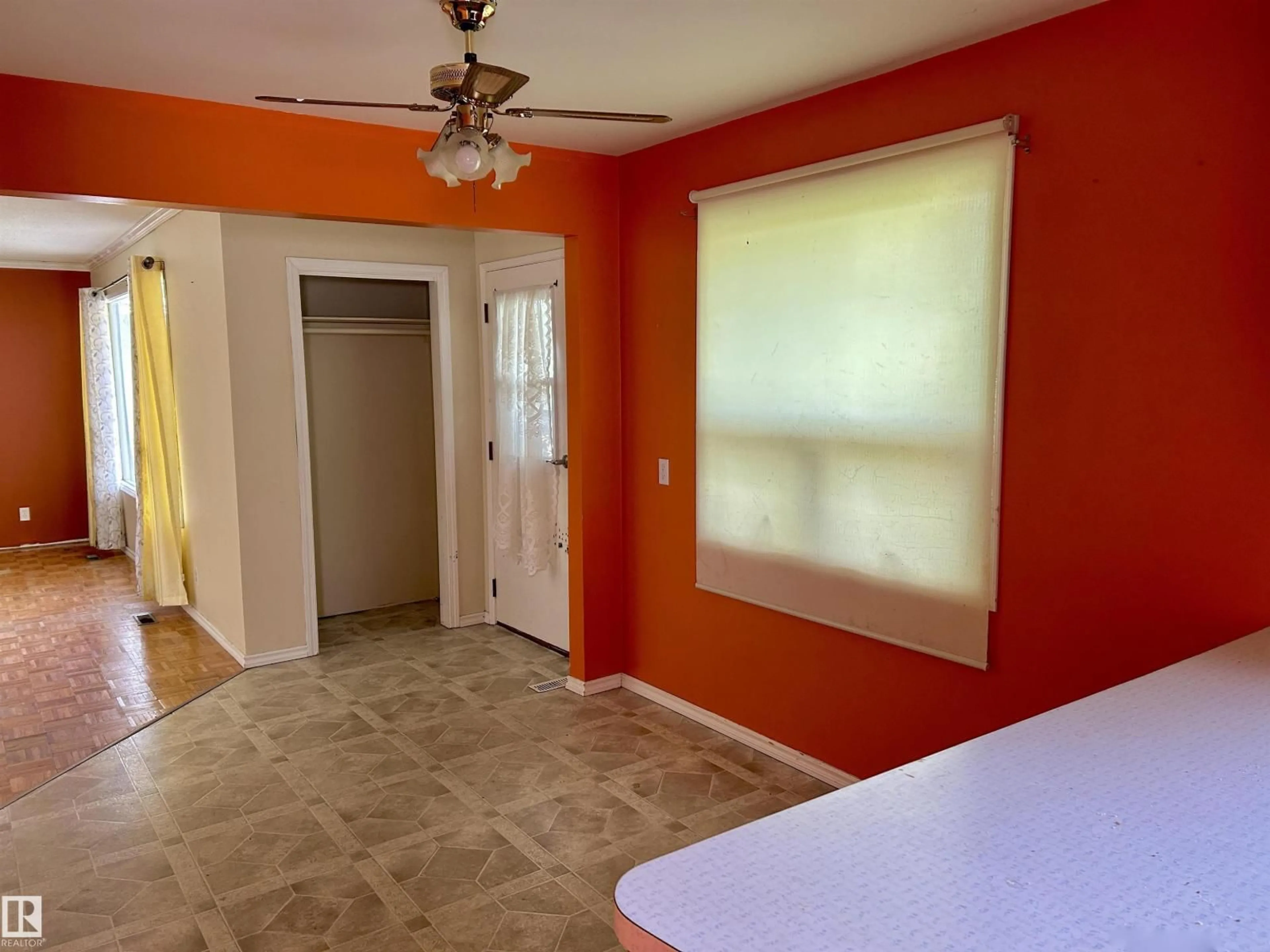 A pic of a room for 5033 48 AV, St. Paul Town Alberta T0A3A4