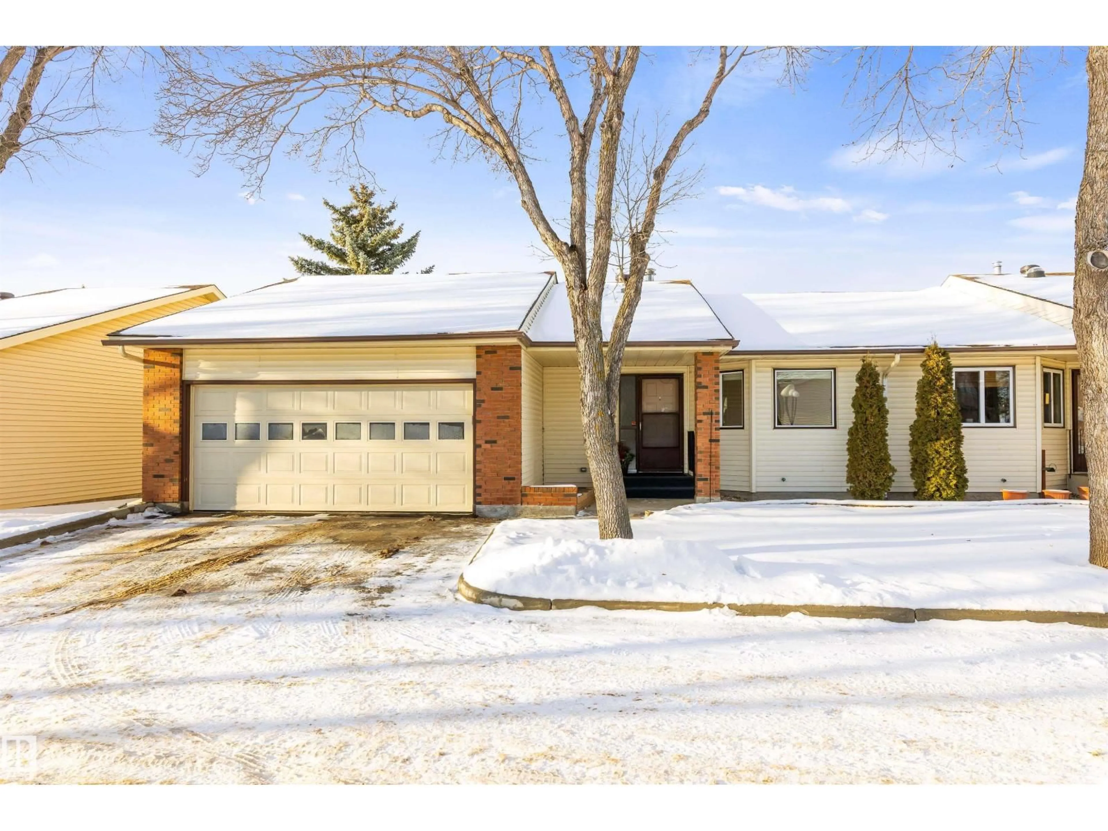 Unknown for 10854 11 AV, Edmonton Alberta T6J6H9