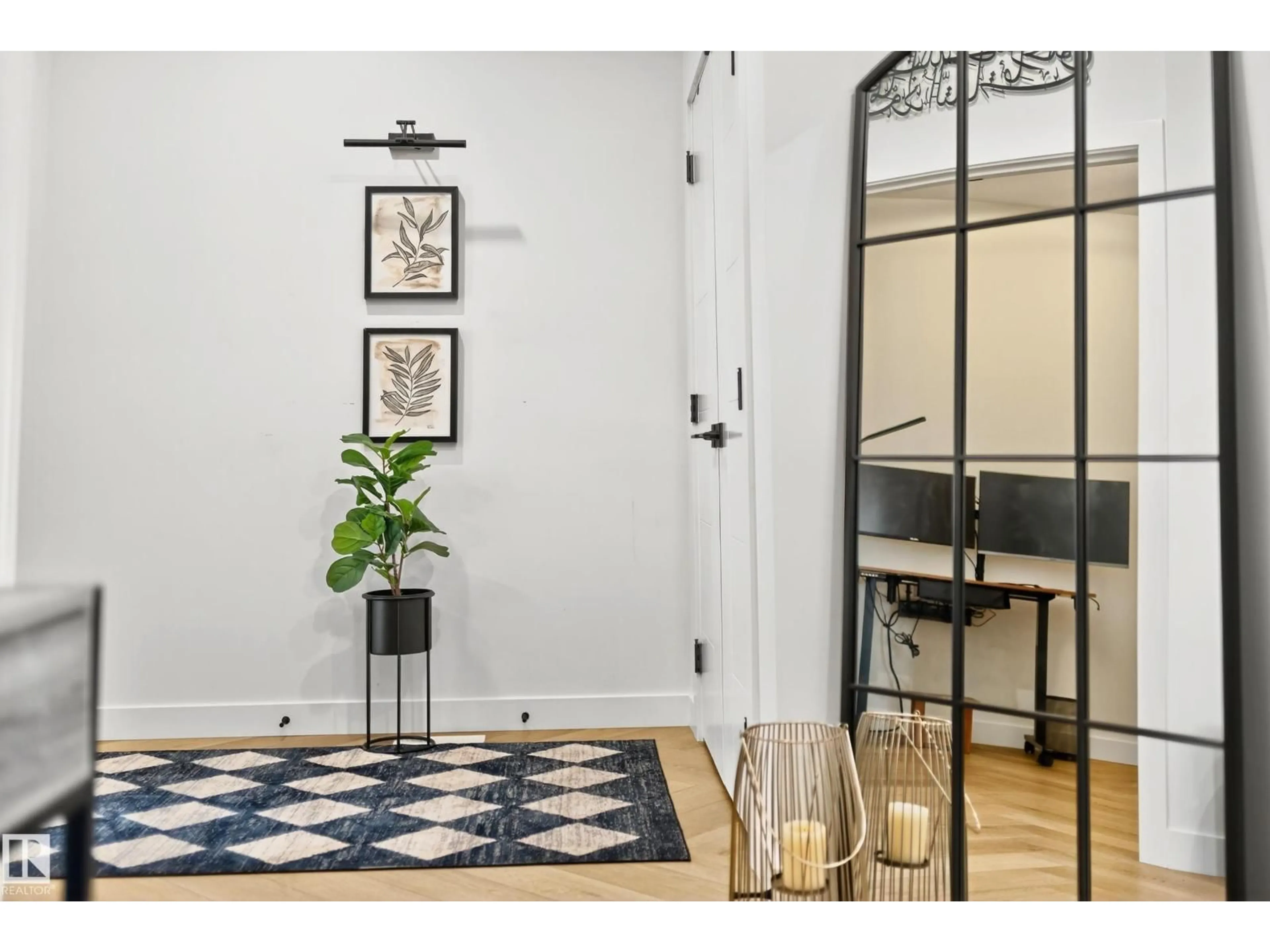 Indoor entryway for NE - 16527 3 ST, Edmonton Alberta T5Y4J2