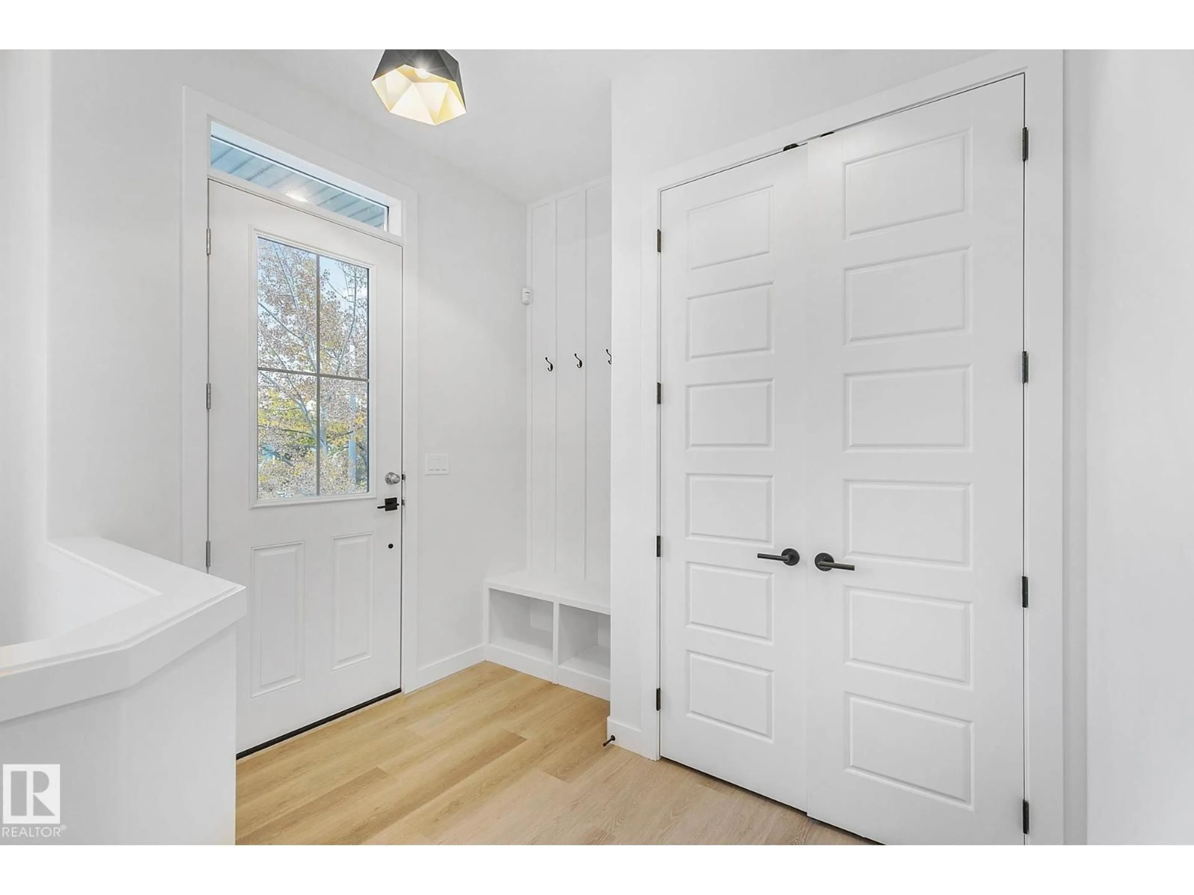 Indoor entryway for NW - 9926 157 ST, Edmonton Alberta T5P2T6