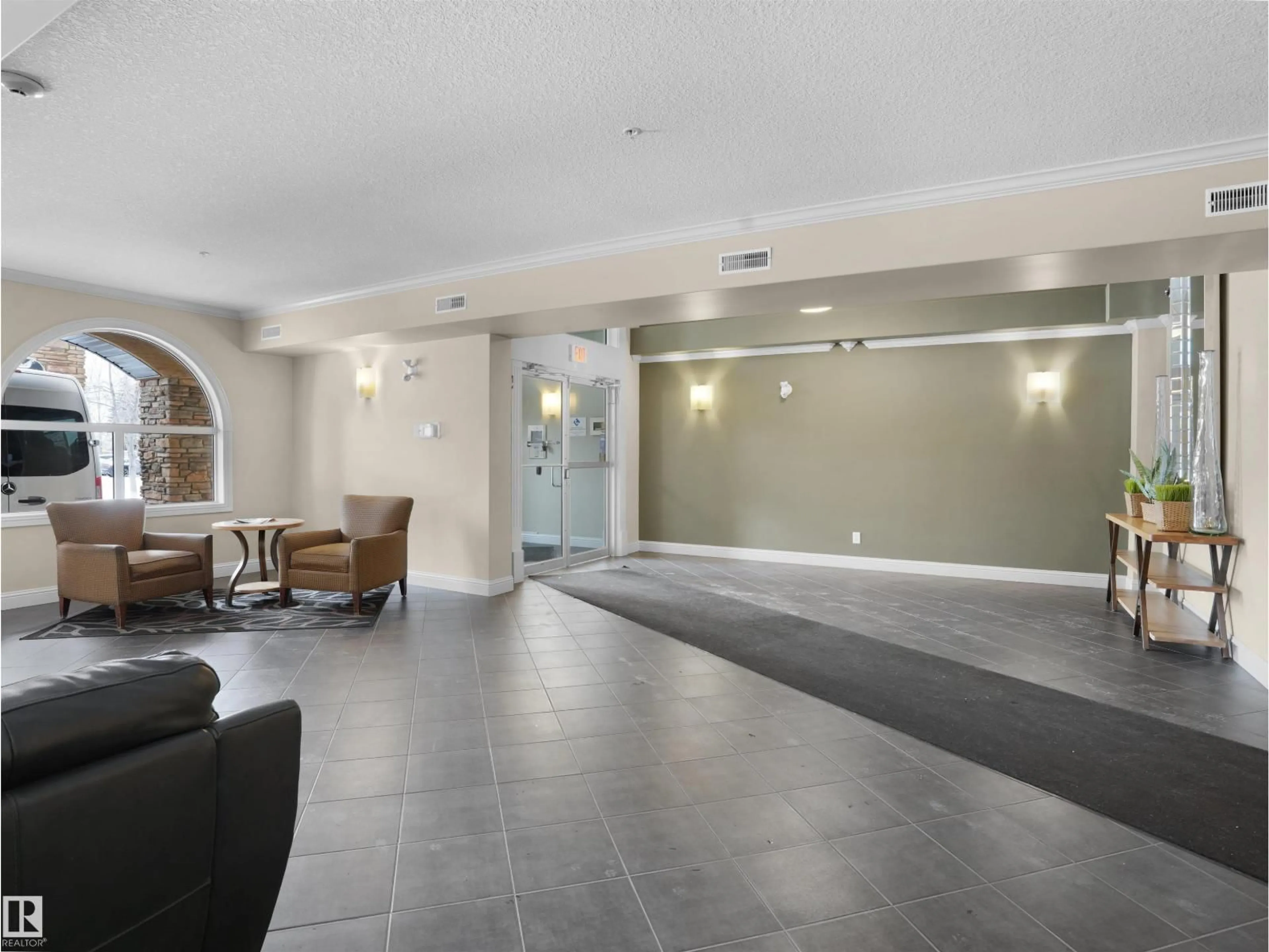 Lobby for #402 - 14604 125 ST, Edmonton Alberta T5X0B4