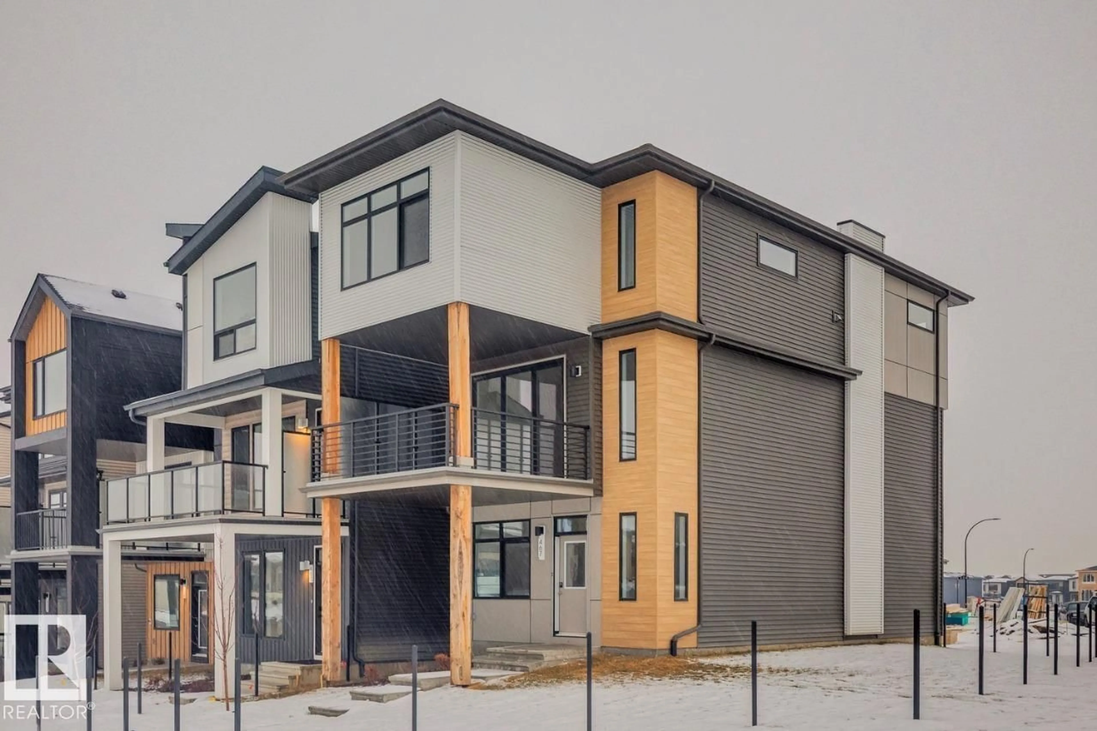 Unknown for SW - 467 33 ST, Edmonton Alberta T6X3C9