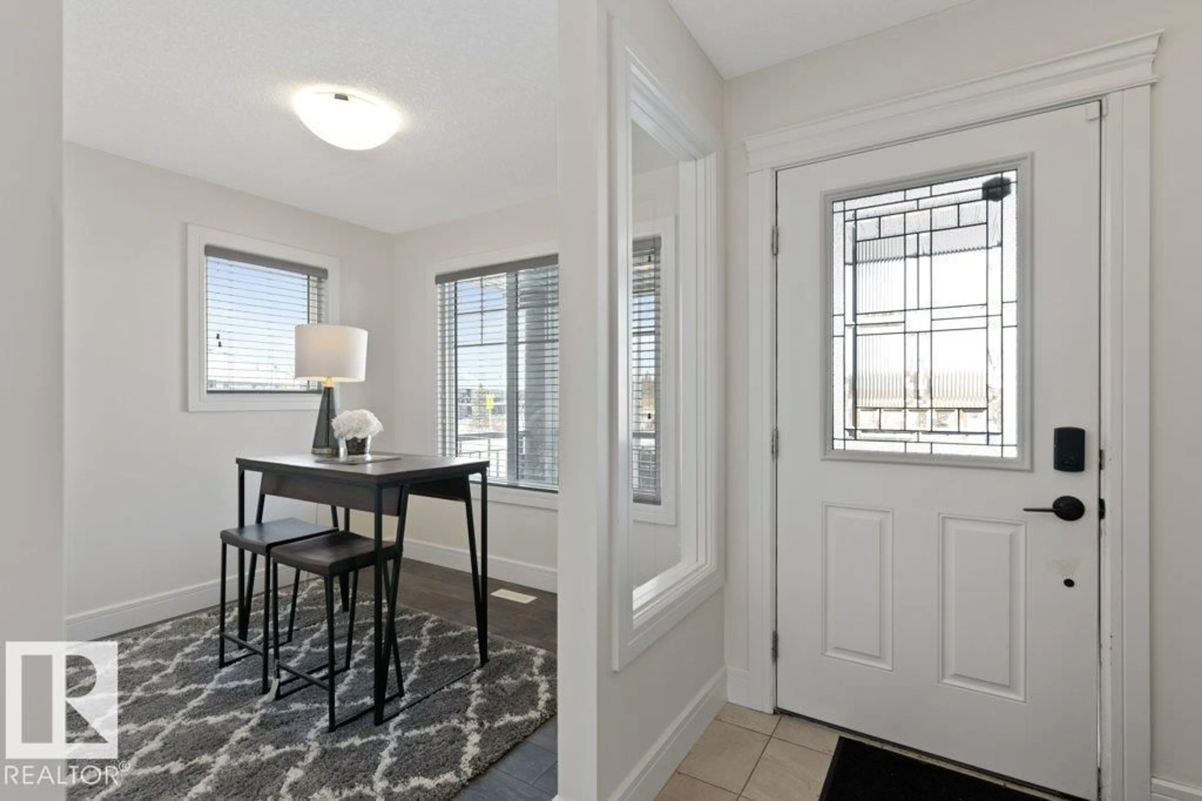 Indoor entryway for 128 HARVEST RIDGE DR, Spruce Grove Alberta T7X0V9