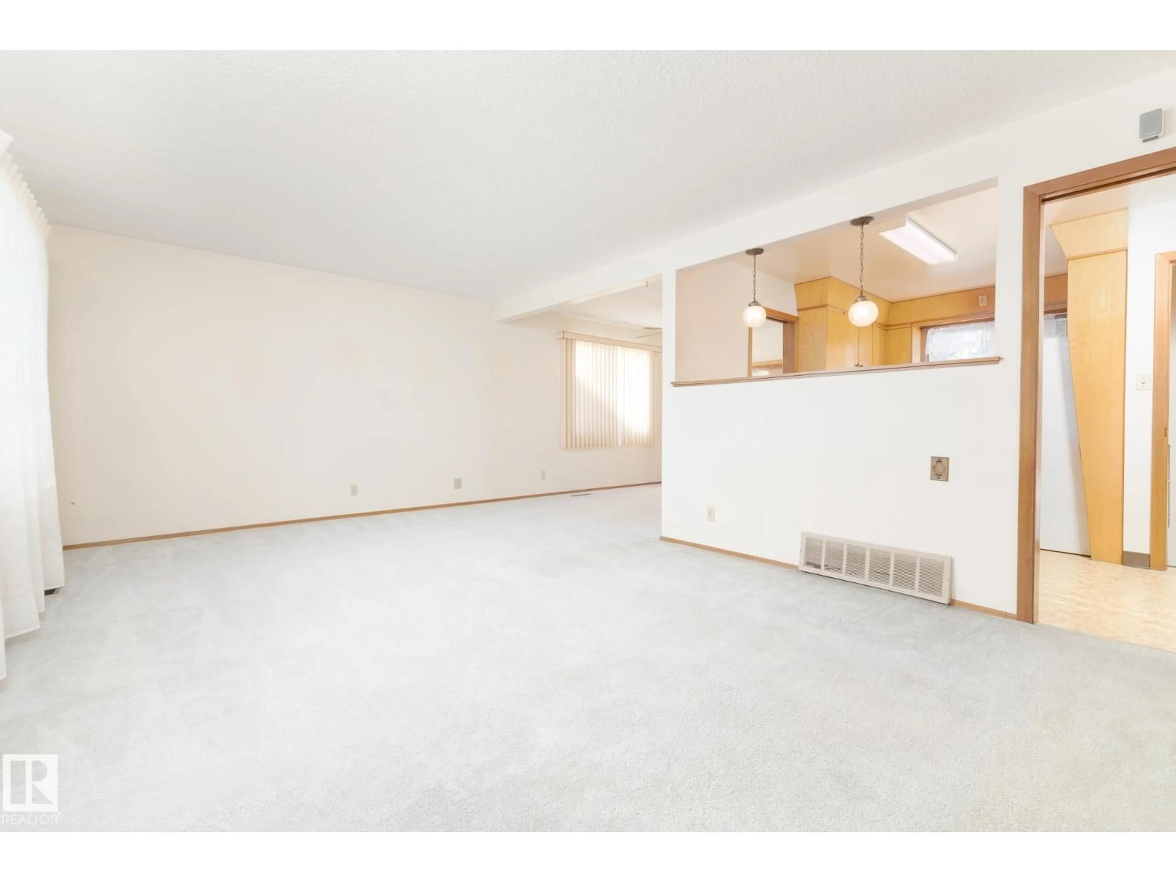 A pic of a room for 5406 48 ST, Stony Plain Alberta T7Z1B4