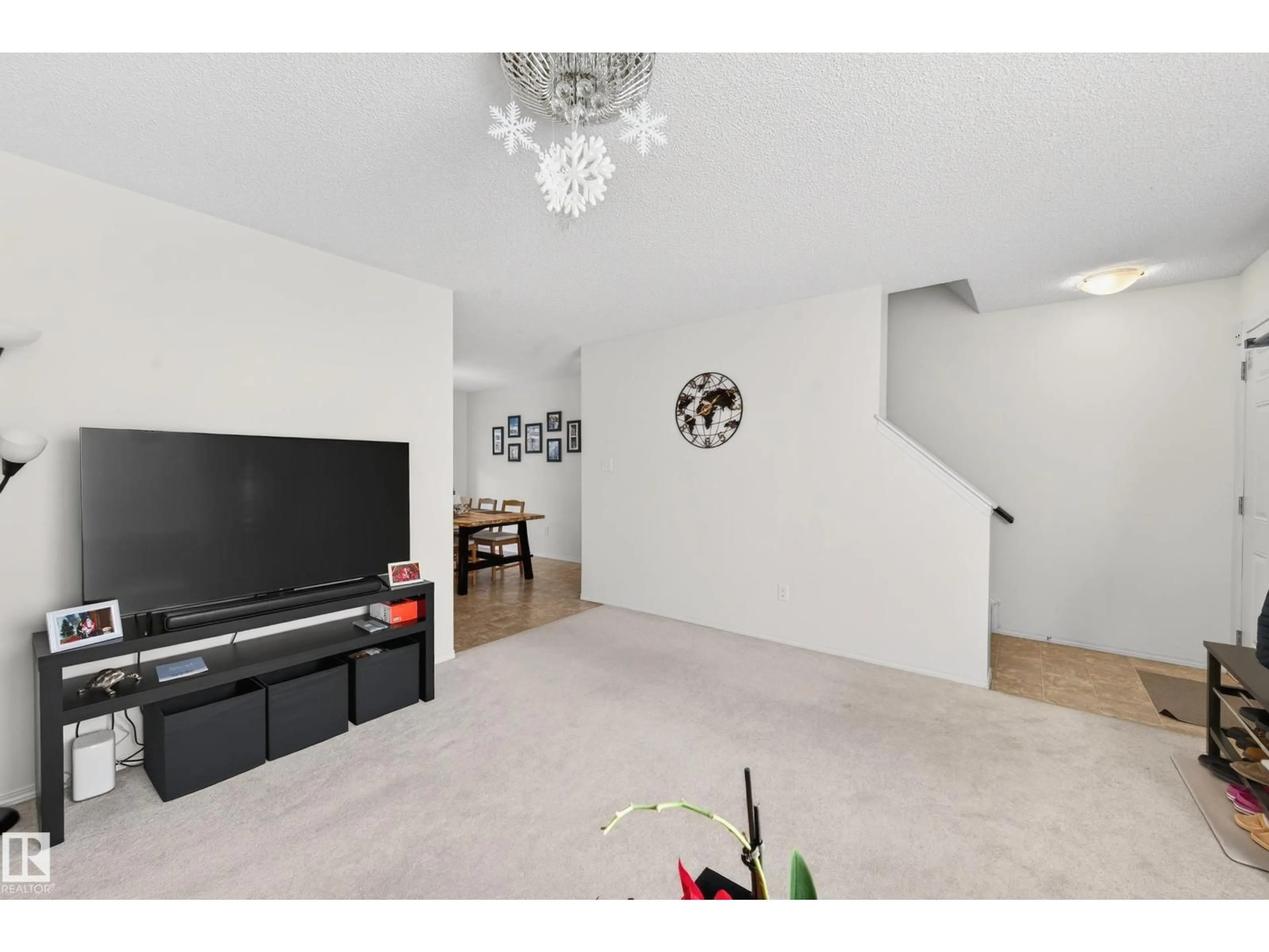 Unknown for 52 - 12004 22 AV, Edmonton Alberta T6W0T1