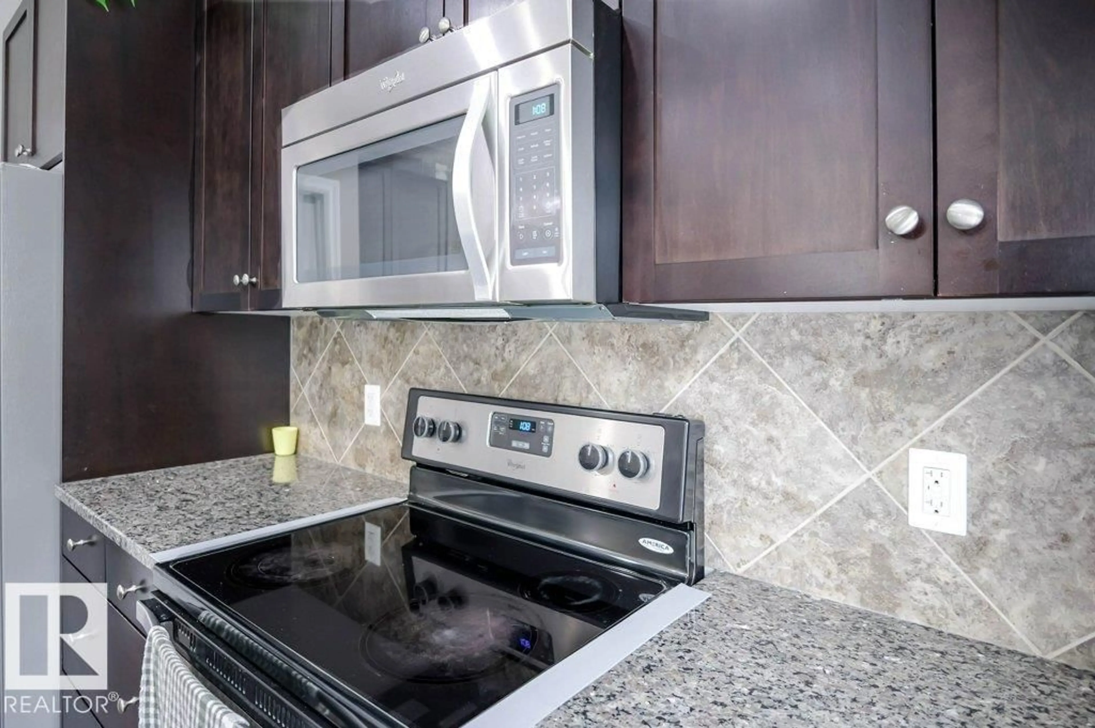 Standard kitchen, ceramic/tile floor for #97 - 2003 RABBIT HILL RD, Edmonton Alberta T6R0R7