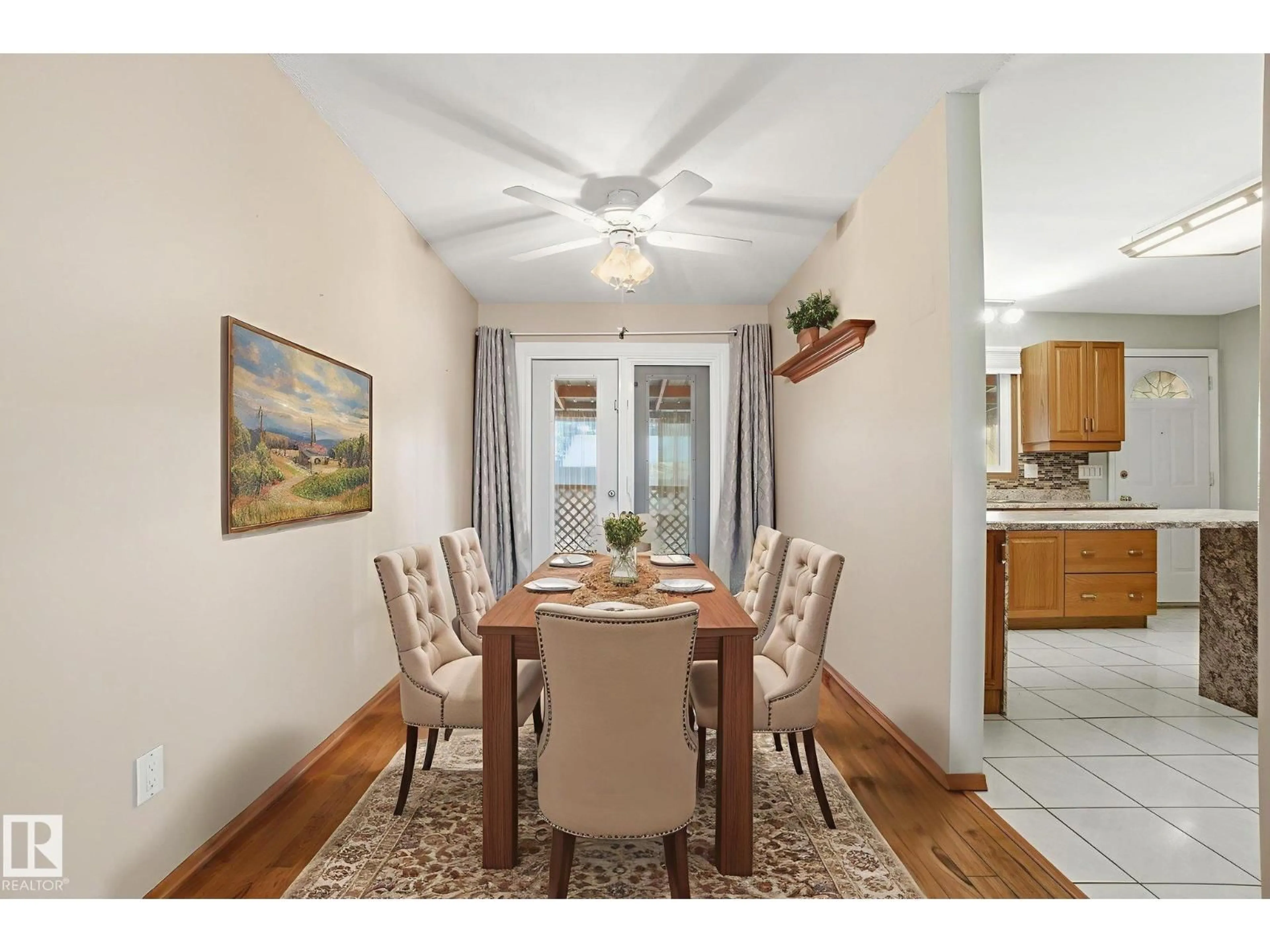 Dining room, unknown for 6723 40 AV, Edmonton Alberta T6K1R9