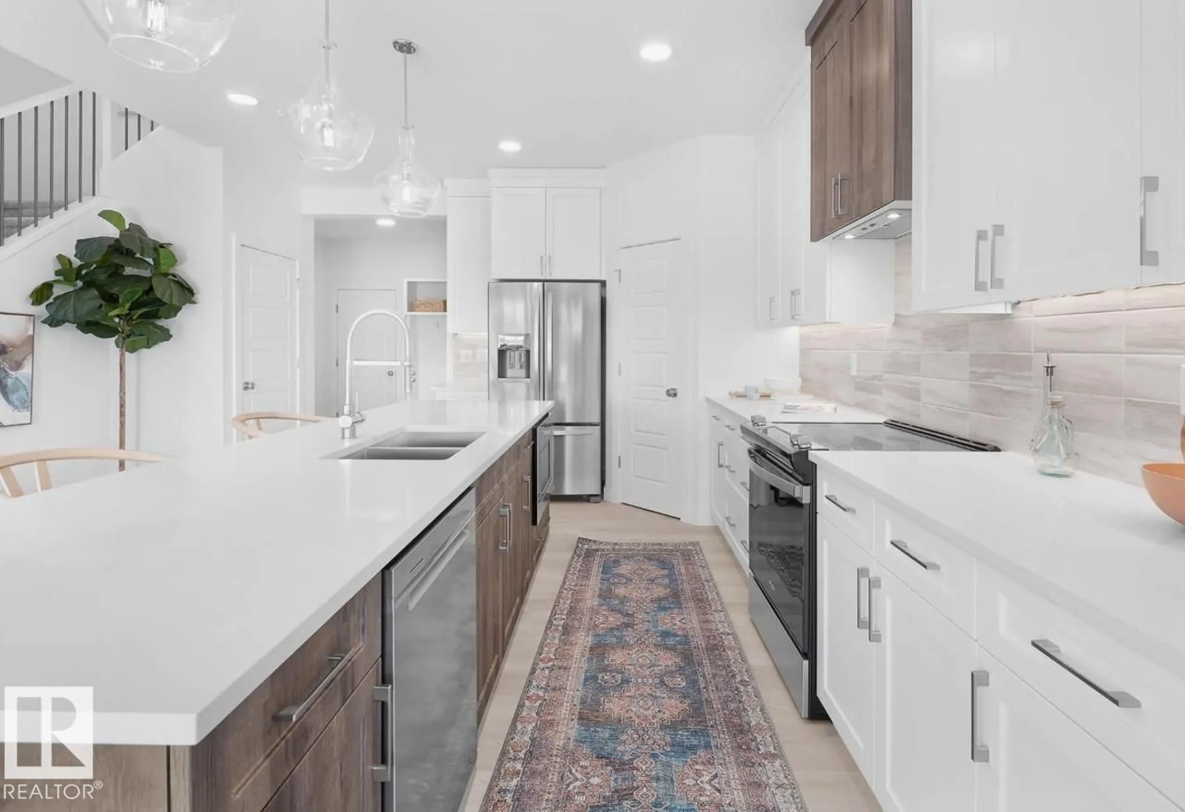 Open concept kitchen, ceramic/tile floor for 22376 90 AV, Edmonton Alberta T5T7X2