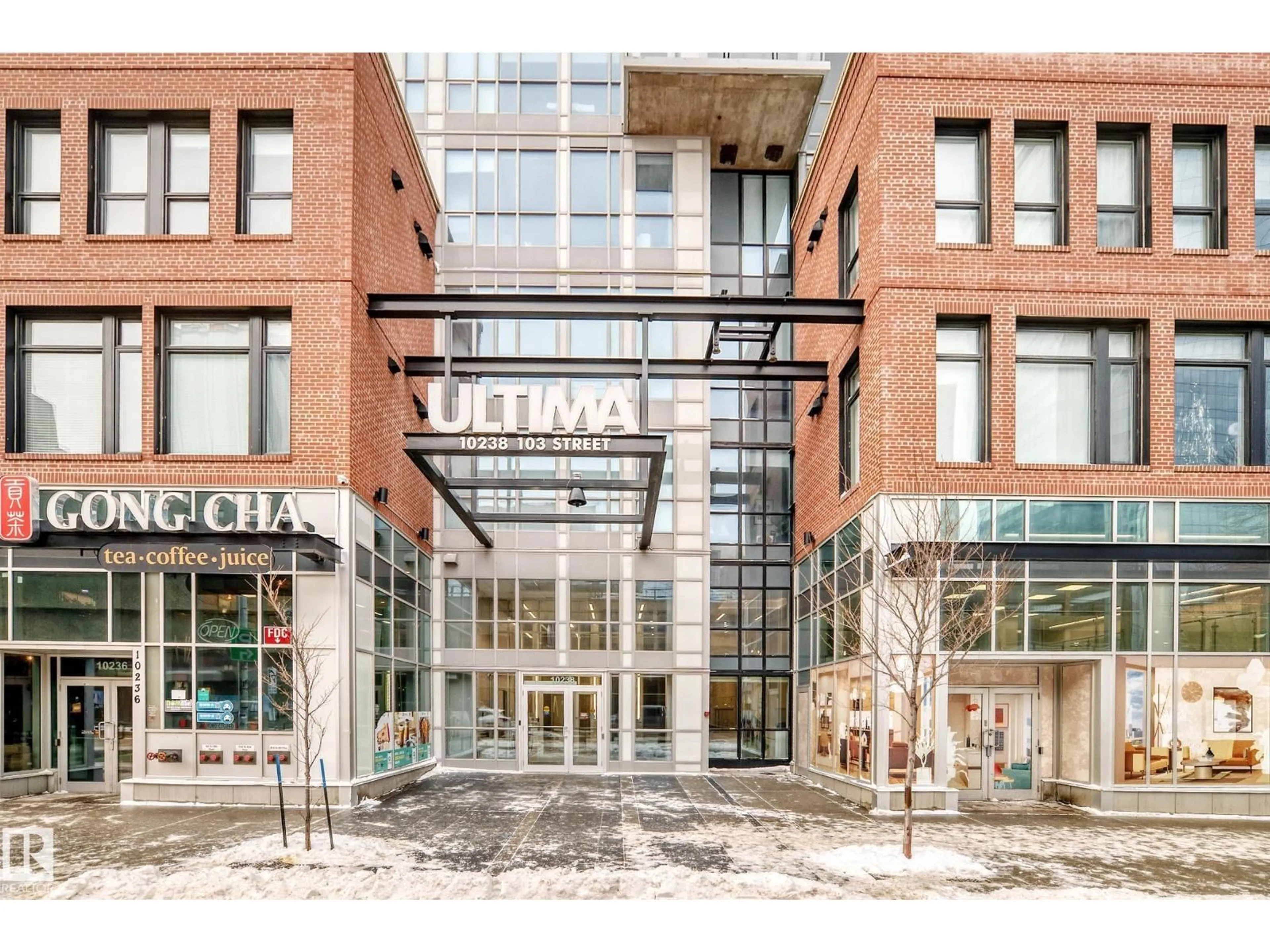 Indoor foyer for 905 - 10238 103 ST NW, Edmonton Alberta T5J0G6