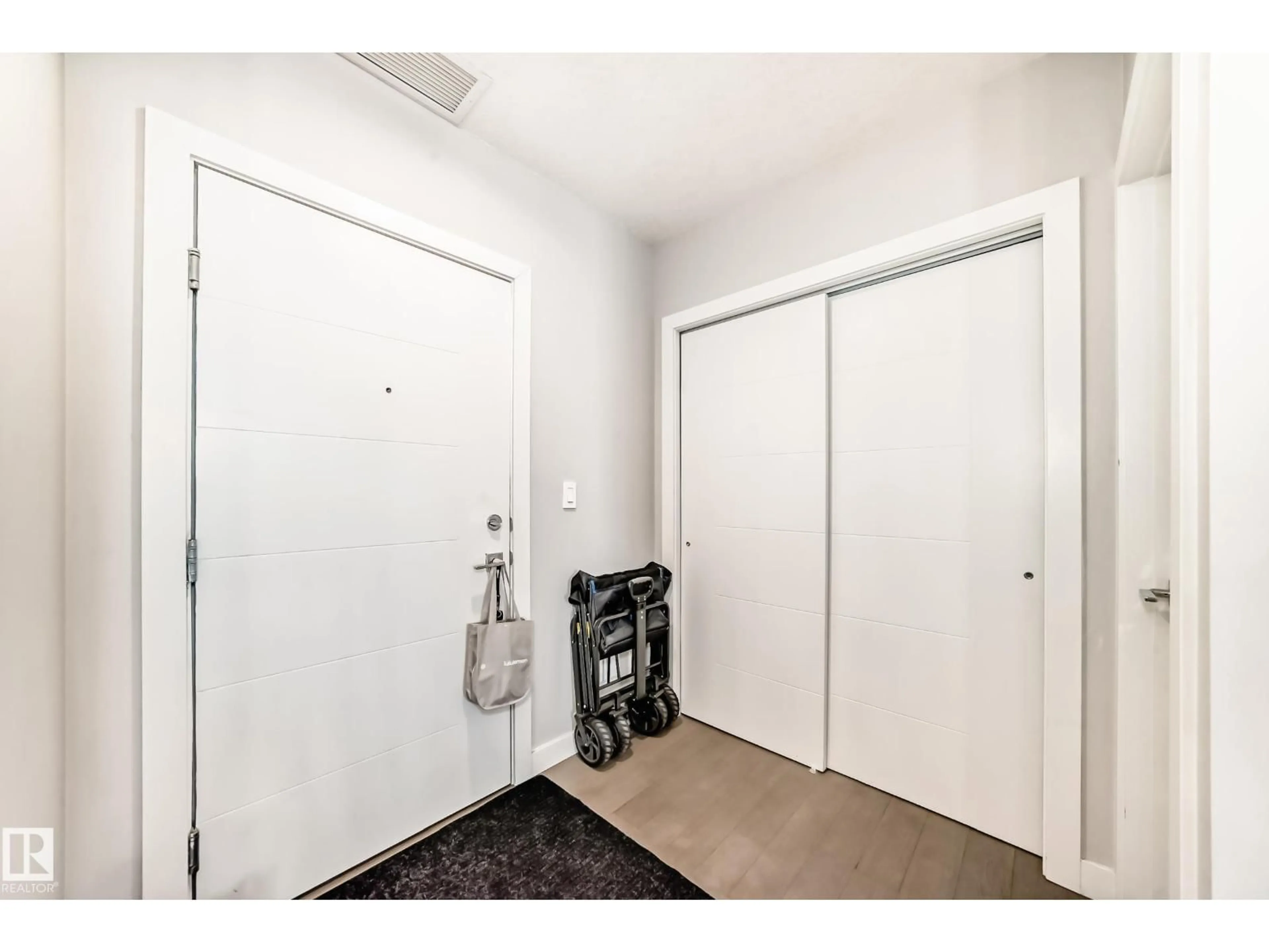 Unknown for 905 - 10238 103 ST NW, Edmonton Alberta T5J0G6