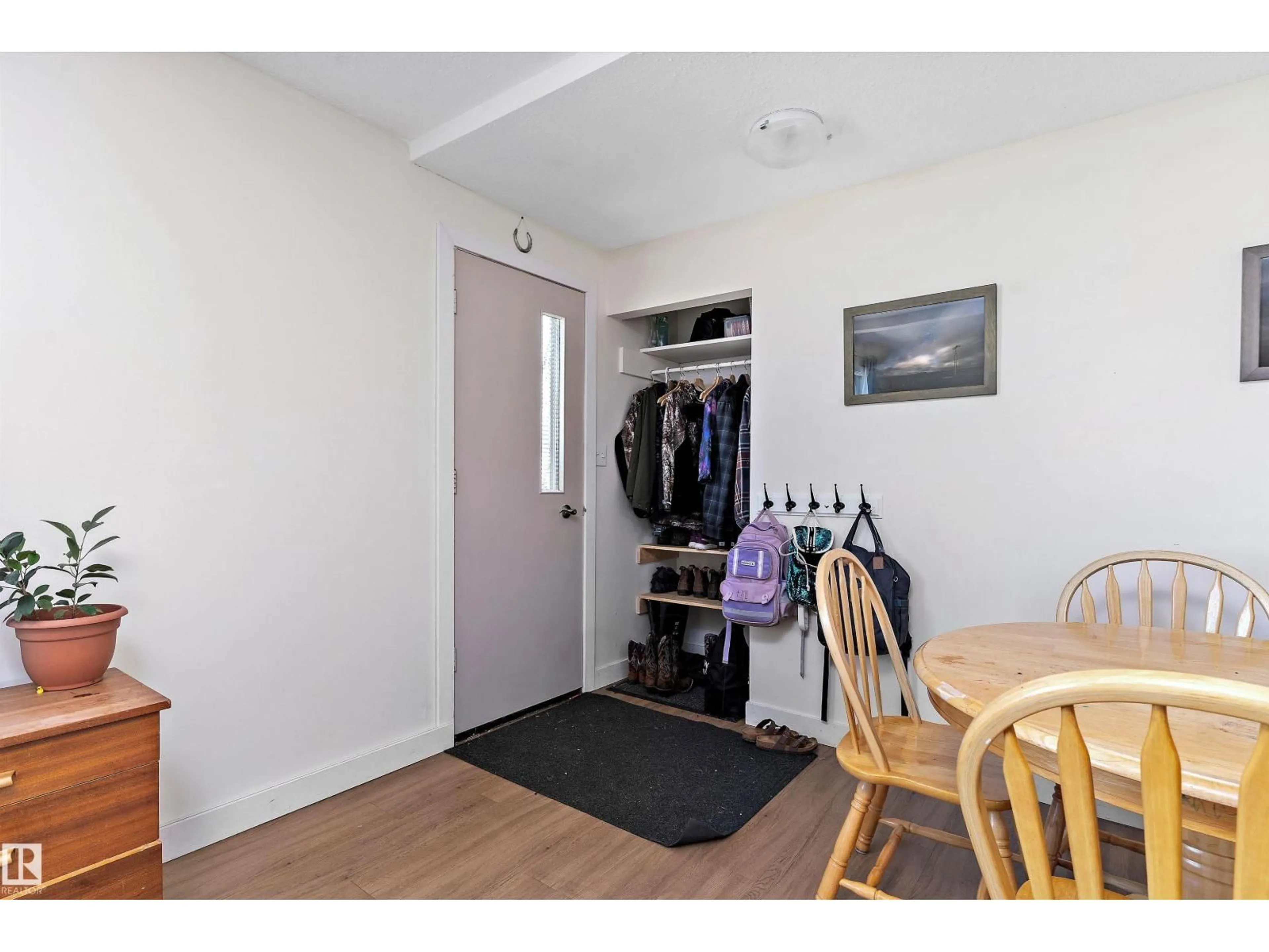A pic of a room for 4509 53 AV, Wetaskiwin Alberta T9A0Y3