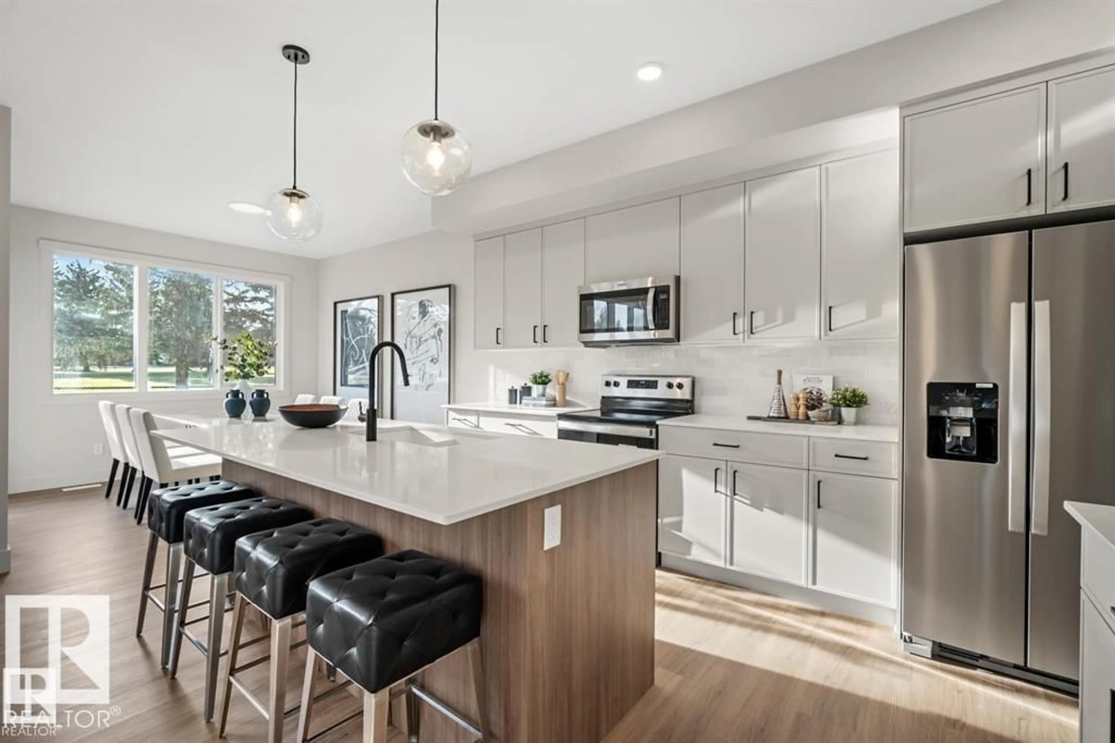 Open concept kitchen, unknown for 24 GRAYSON GR, Stony Plain Alberta T7Z0A0