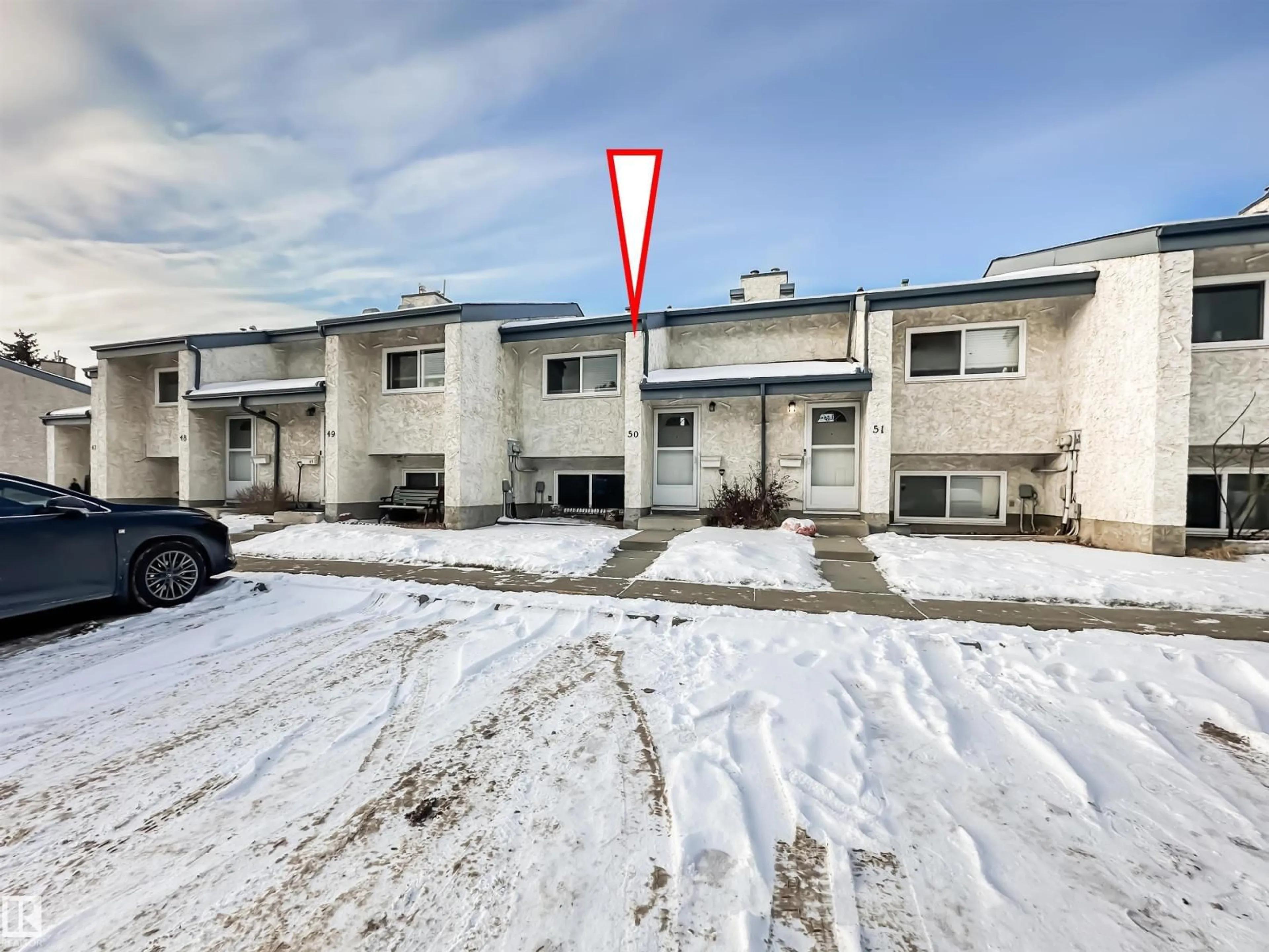A pic from outside/outdoor area/front of a property/back of a property/a pic from drone, unknown for 50 6220 172 ST NW, Edmonton Alberta T5T3R4