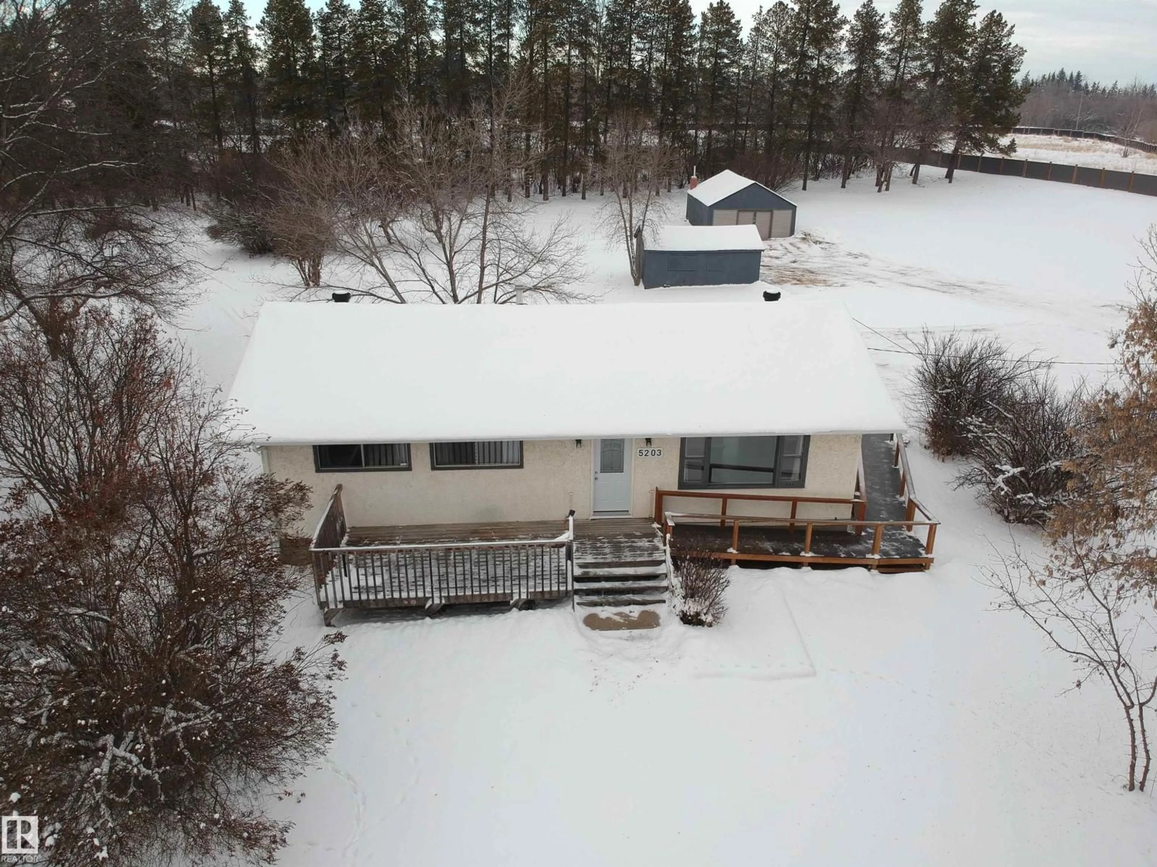A pic from outside/outdoor area/front of a property/back of a property/a pic from drone, unknown for 5203 51A AV, Rural Sturgeon County Alberta T0A0K0