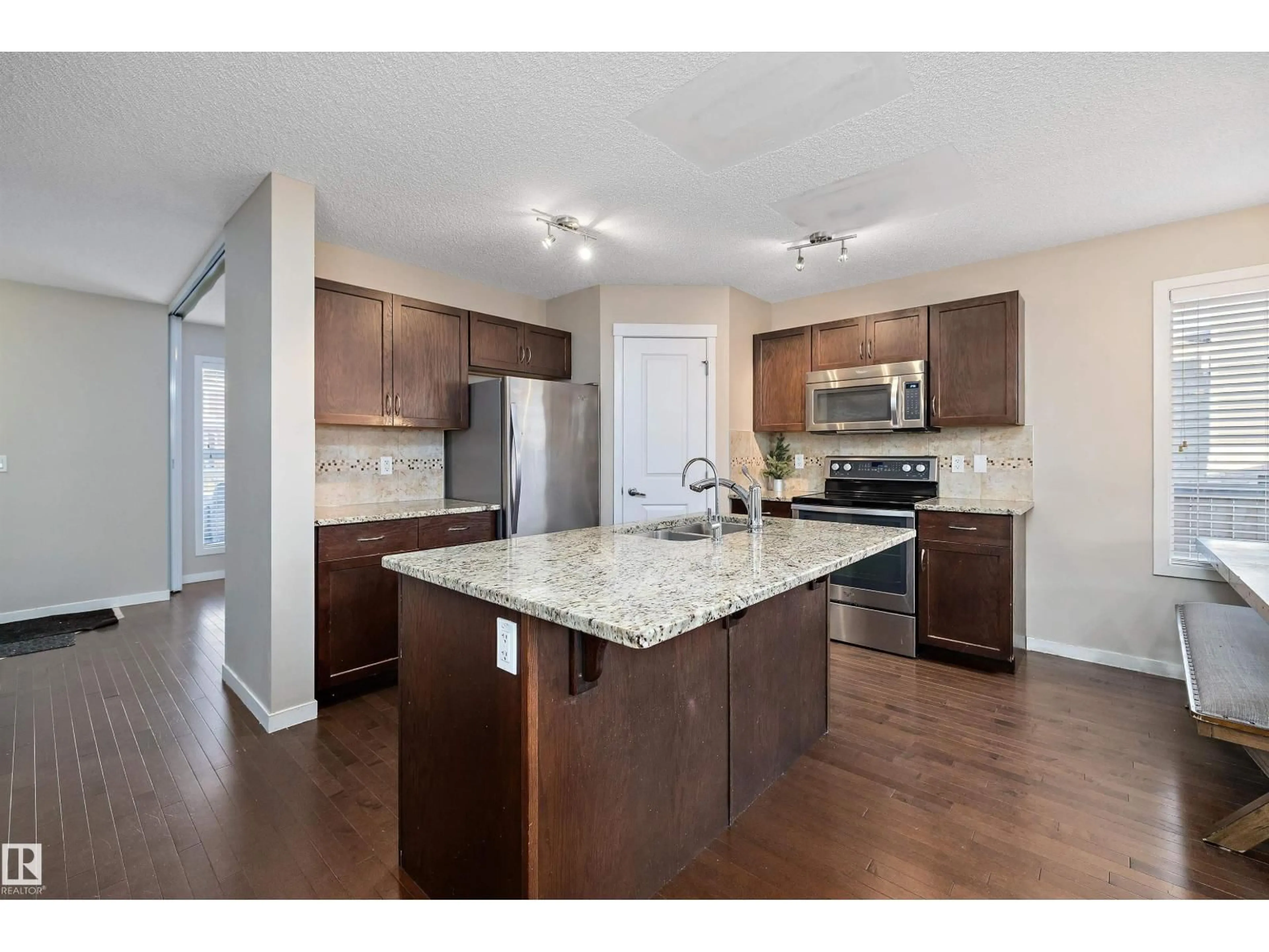 Open concept kitchen, unknown for SW - 5247 20 AV, Edmonton Alberta T6X1V5