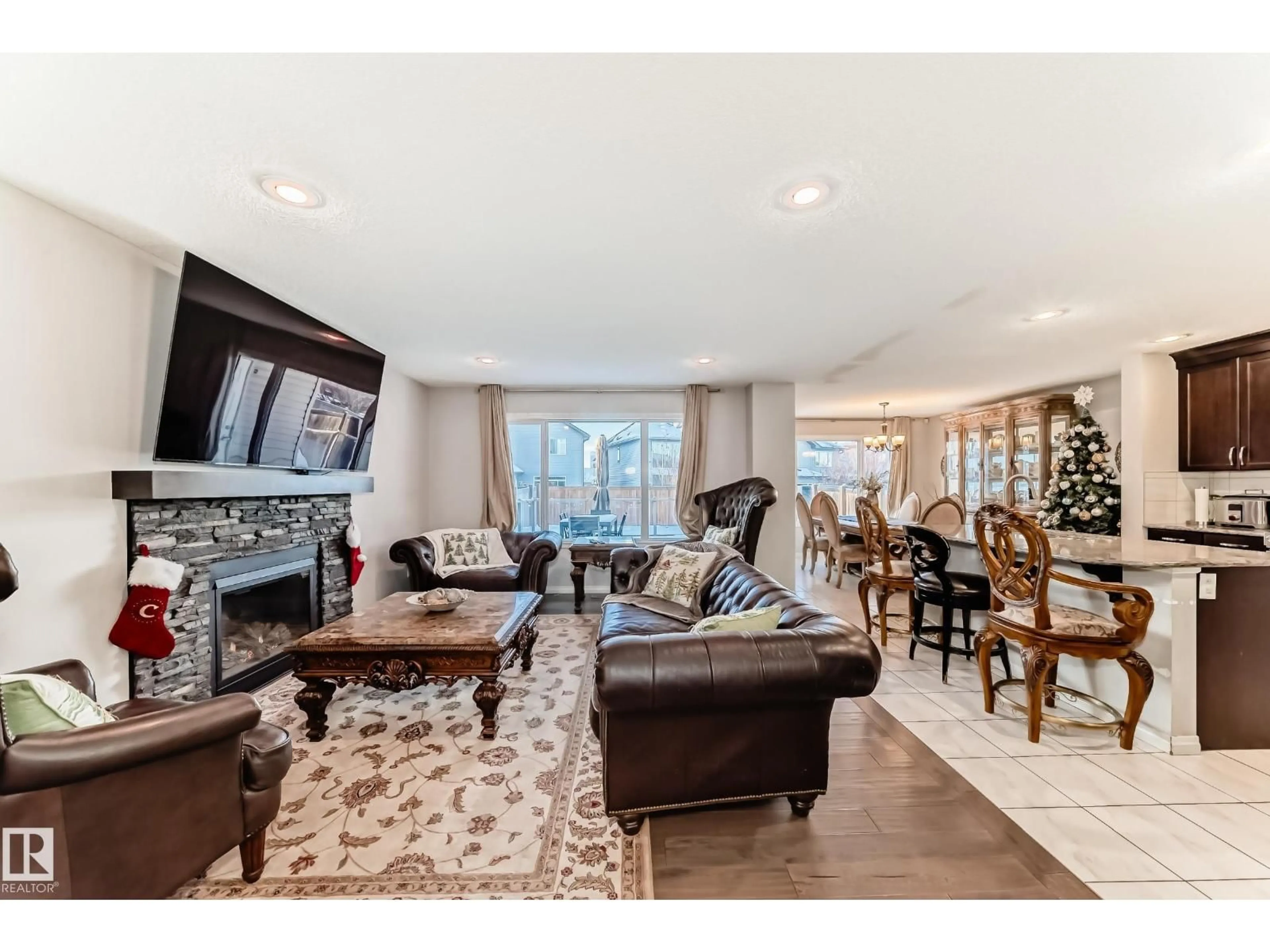 Living room with furniture, unknown for SW - 1704 158 ST, Edmonton Alberta T6W3E7