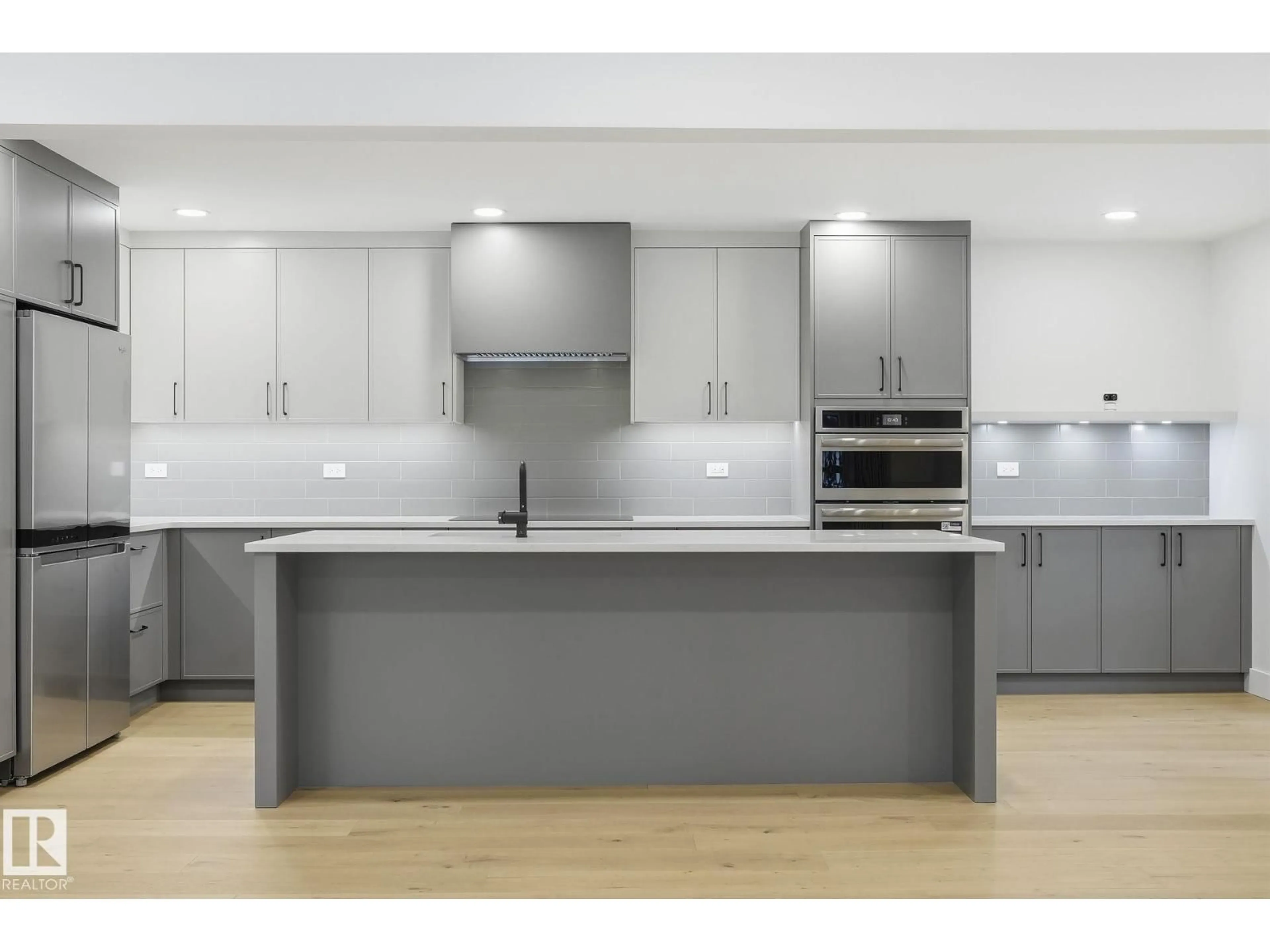 Unknown for 14604 MACKENZIE DR, Edmonton Alberta T5R5W2