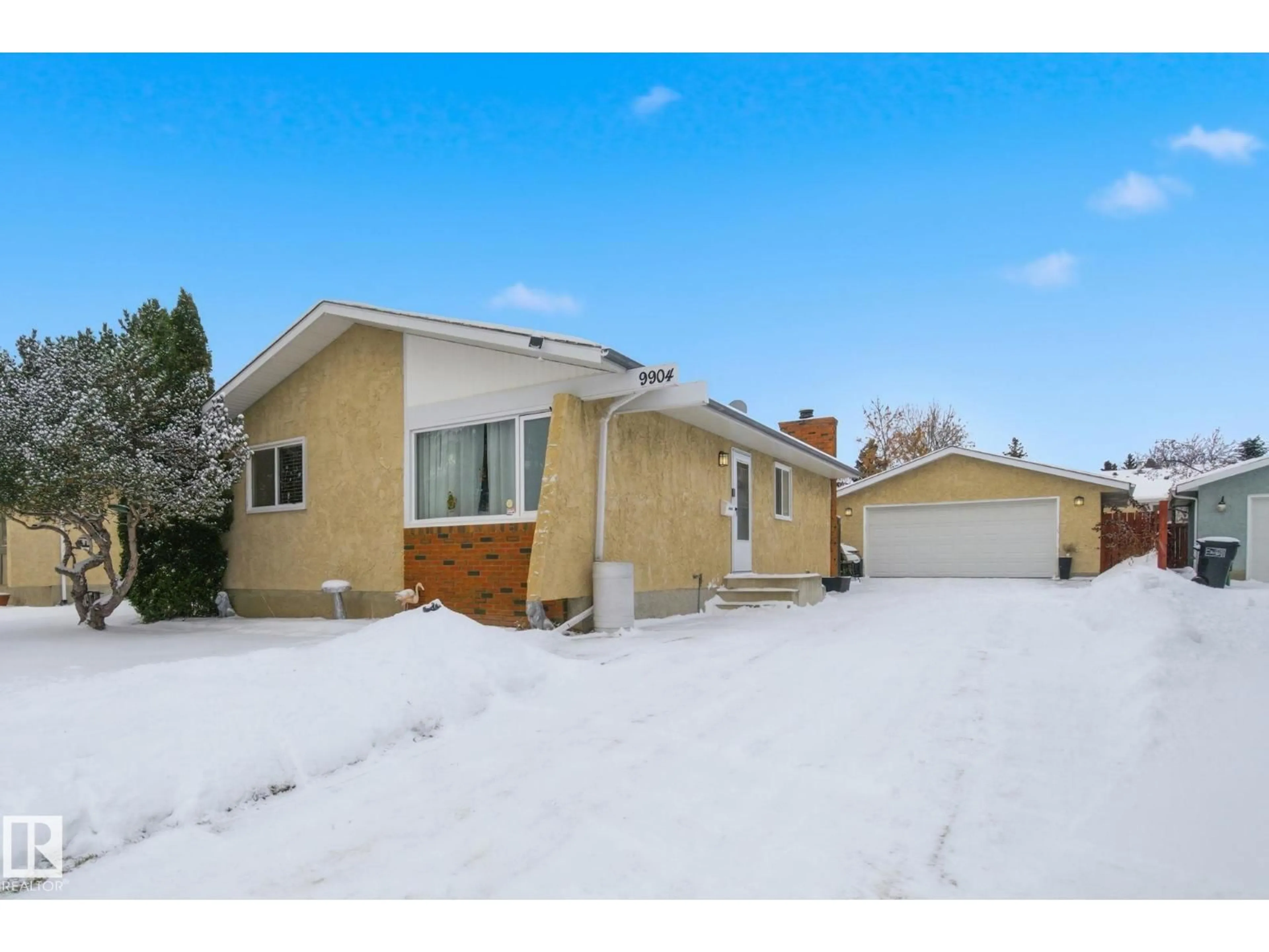 Unknown for NW - 9904 171 AV, Edmonton Alberta T5X3G4