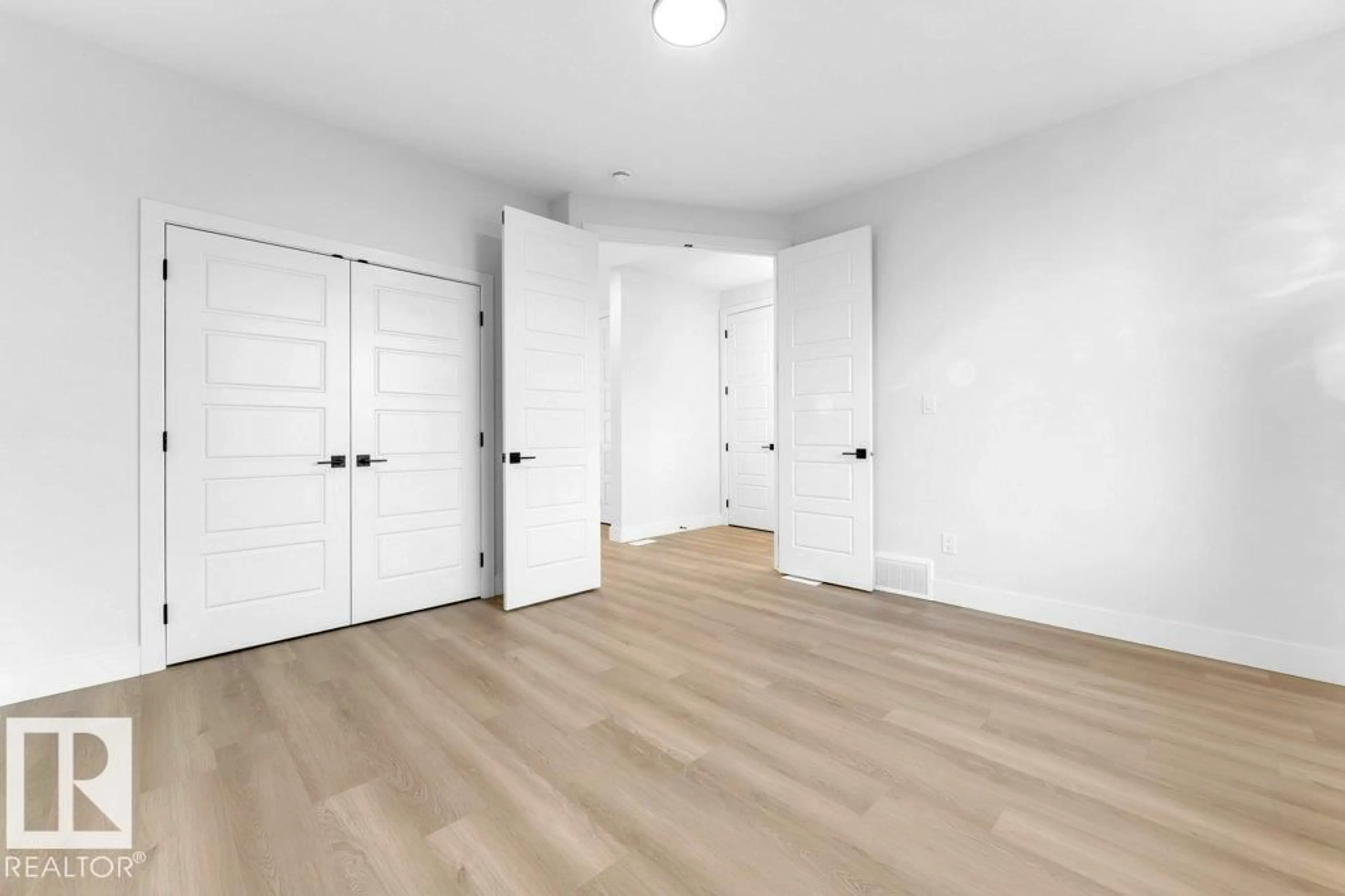 A pic of a room for 22956 80 AV, Edmonton Alberta T5T7Y1