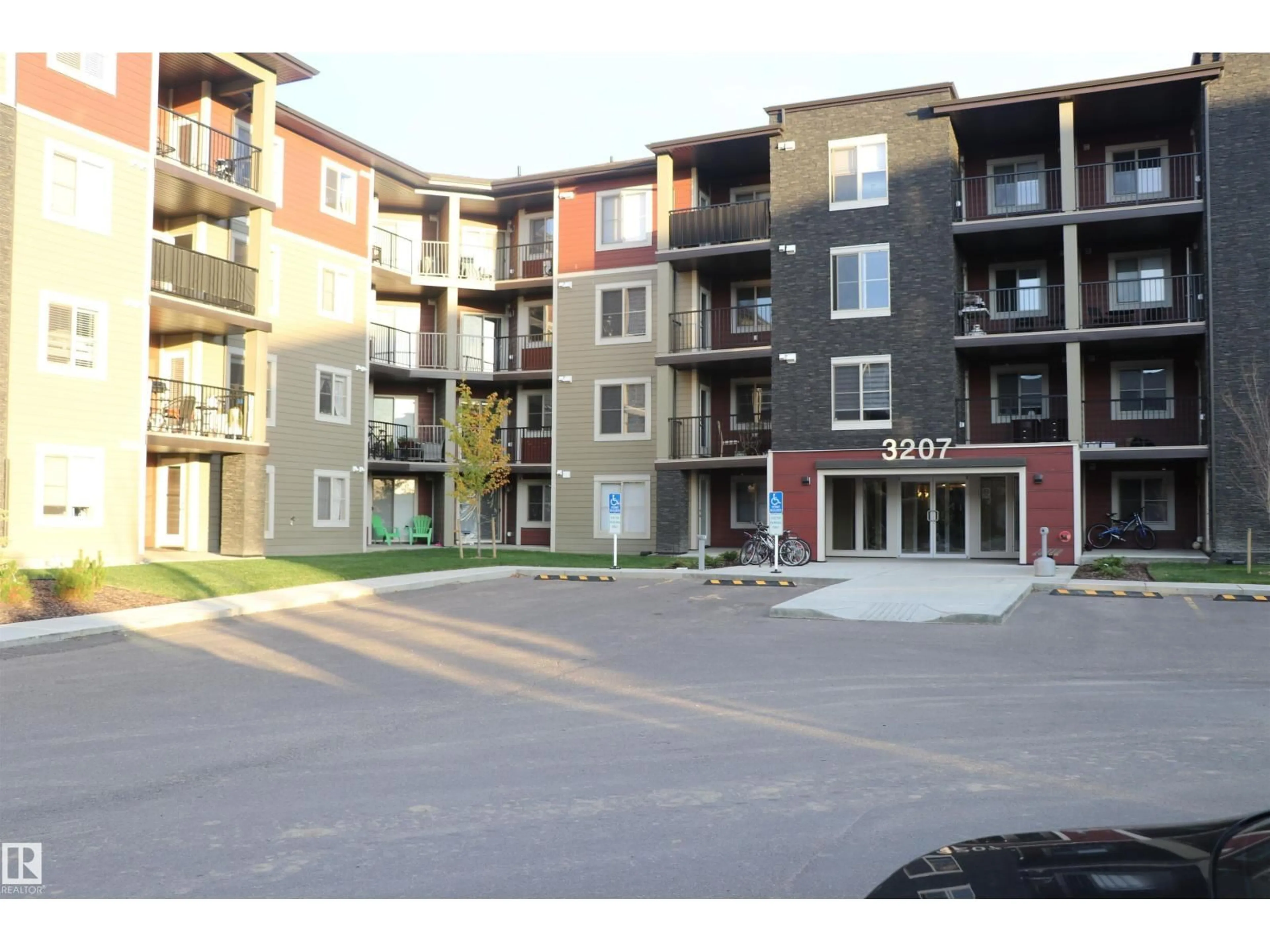 Unknown for #312 - 3207 JAMES MOWATT TRAIL, Edmonton Alberta T6W3L6