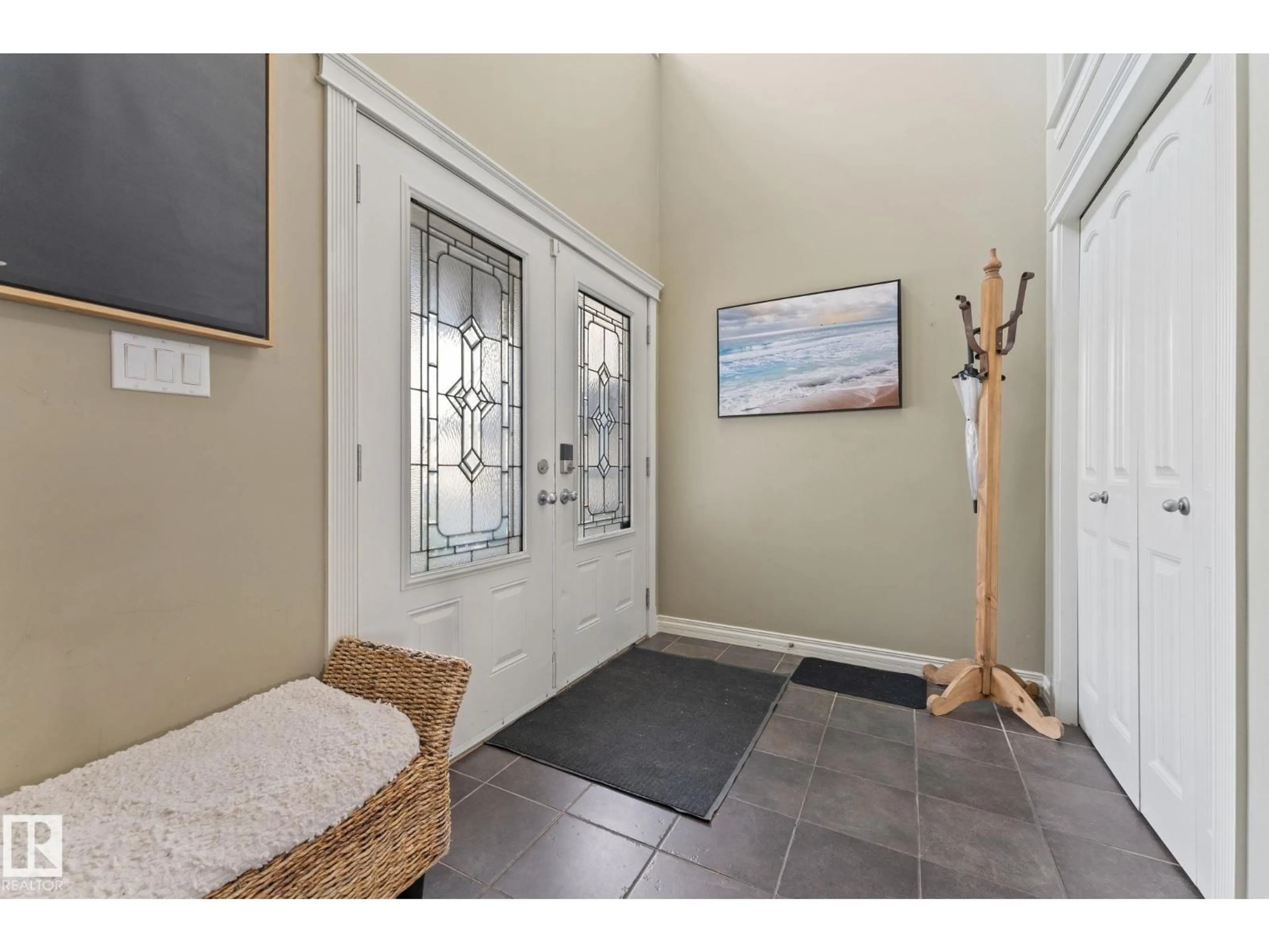 Indoor entryway for 7907 96 ST, Morinville Alberta T8R1W1