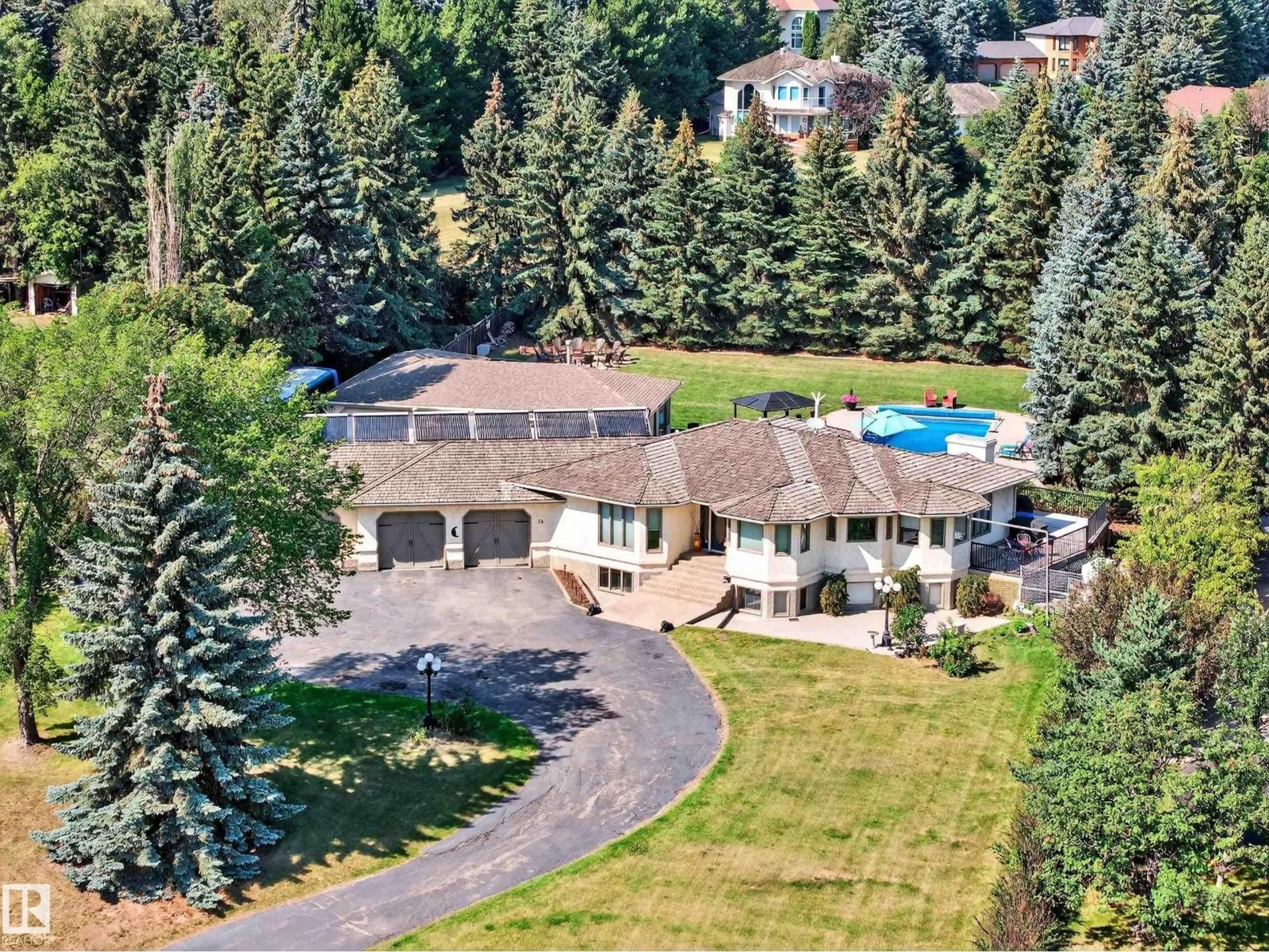 A pic from outside/outdoor area/front of a property/back of a property/a pic from drone, mountain view for 24 VALLEYVIEW CR, Rural Sturgeon County Alberta T8T0C5