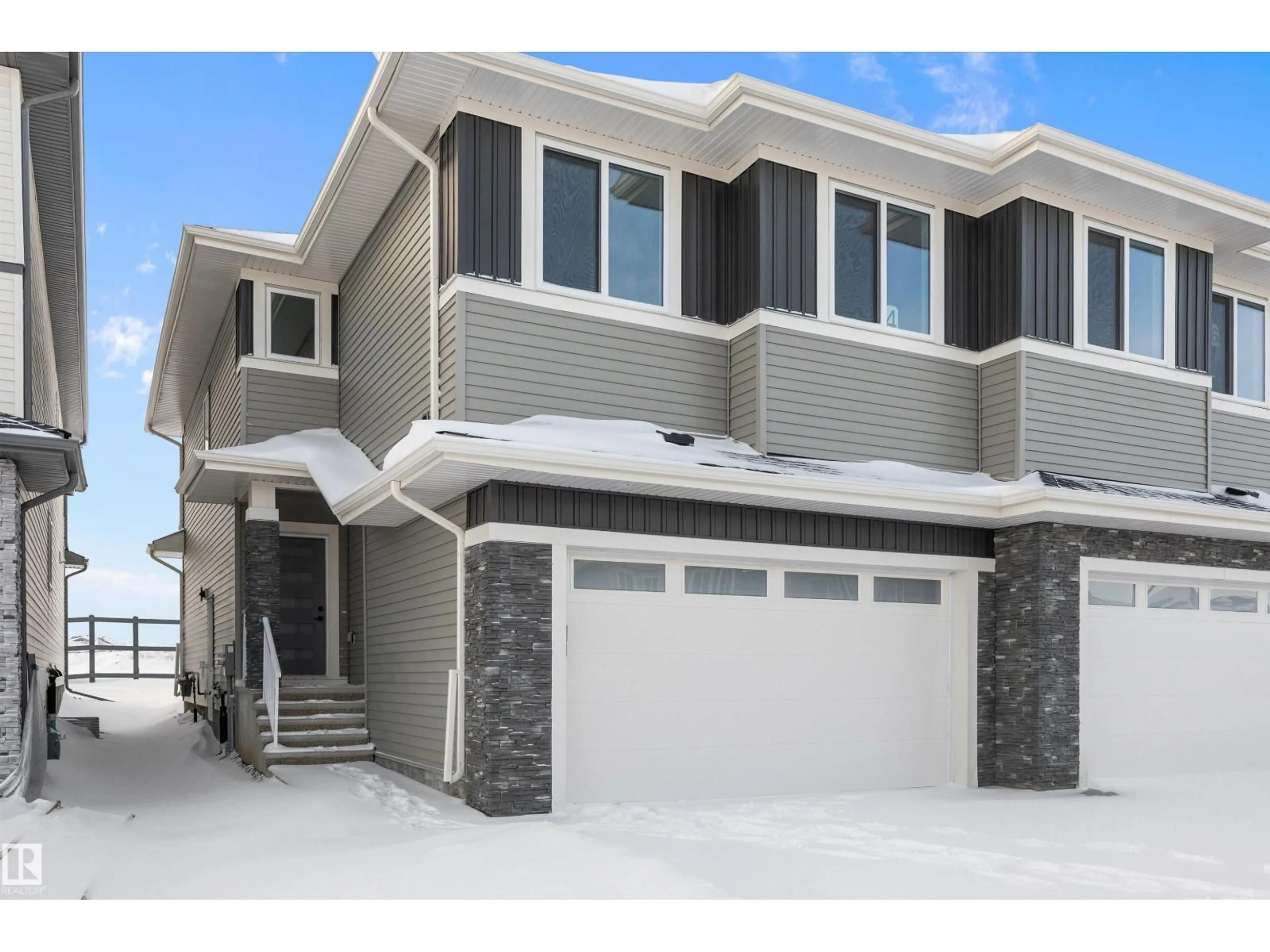 Home with vinyl exterior material, street for 4 AXELWOOD CR, Spruce Grove Alberta T7X4G4