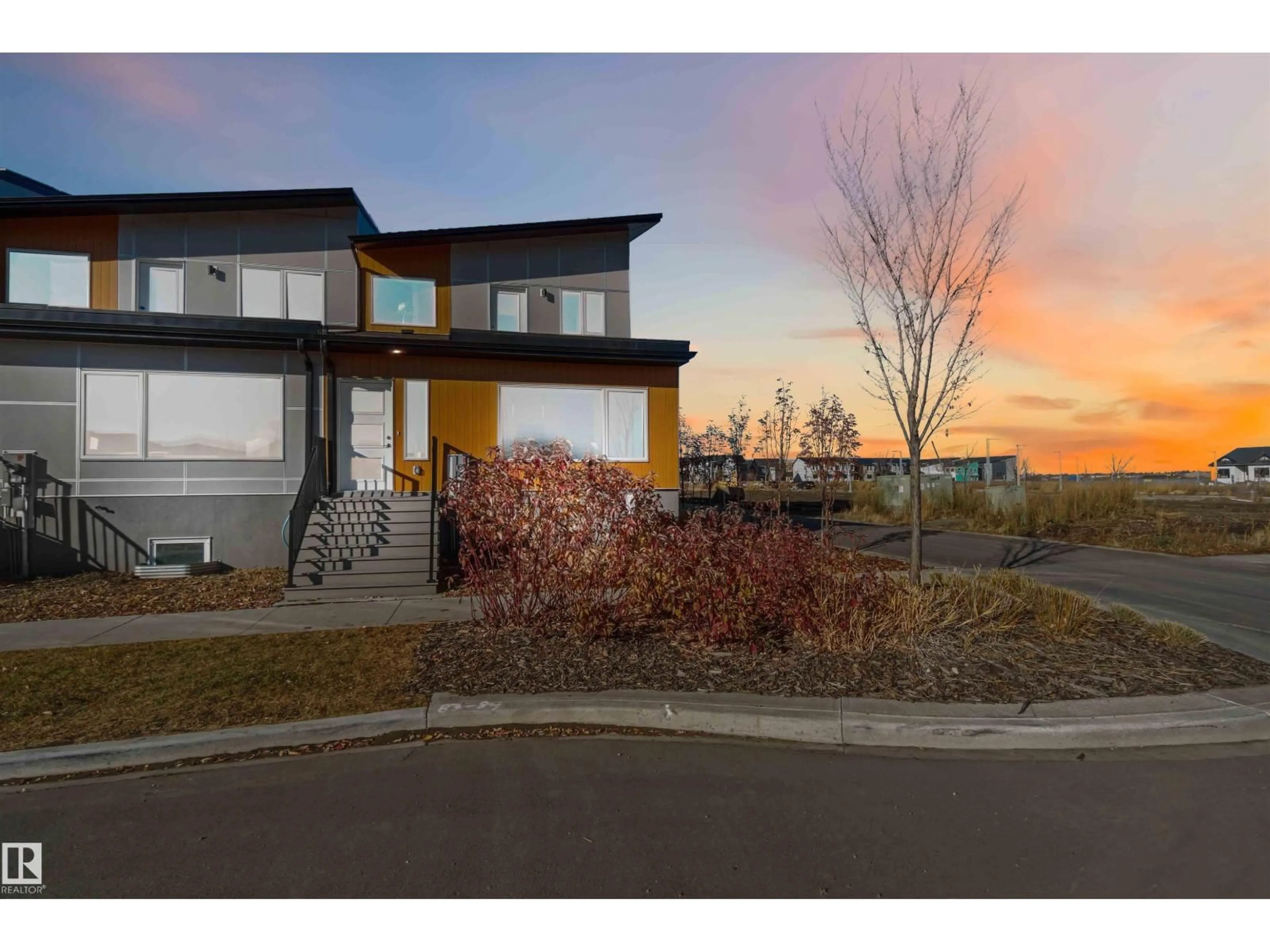 Unknown for 2740 BLATCHFORD RD, Edmonton Alberta T6G0P3