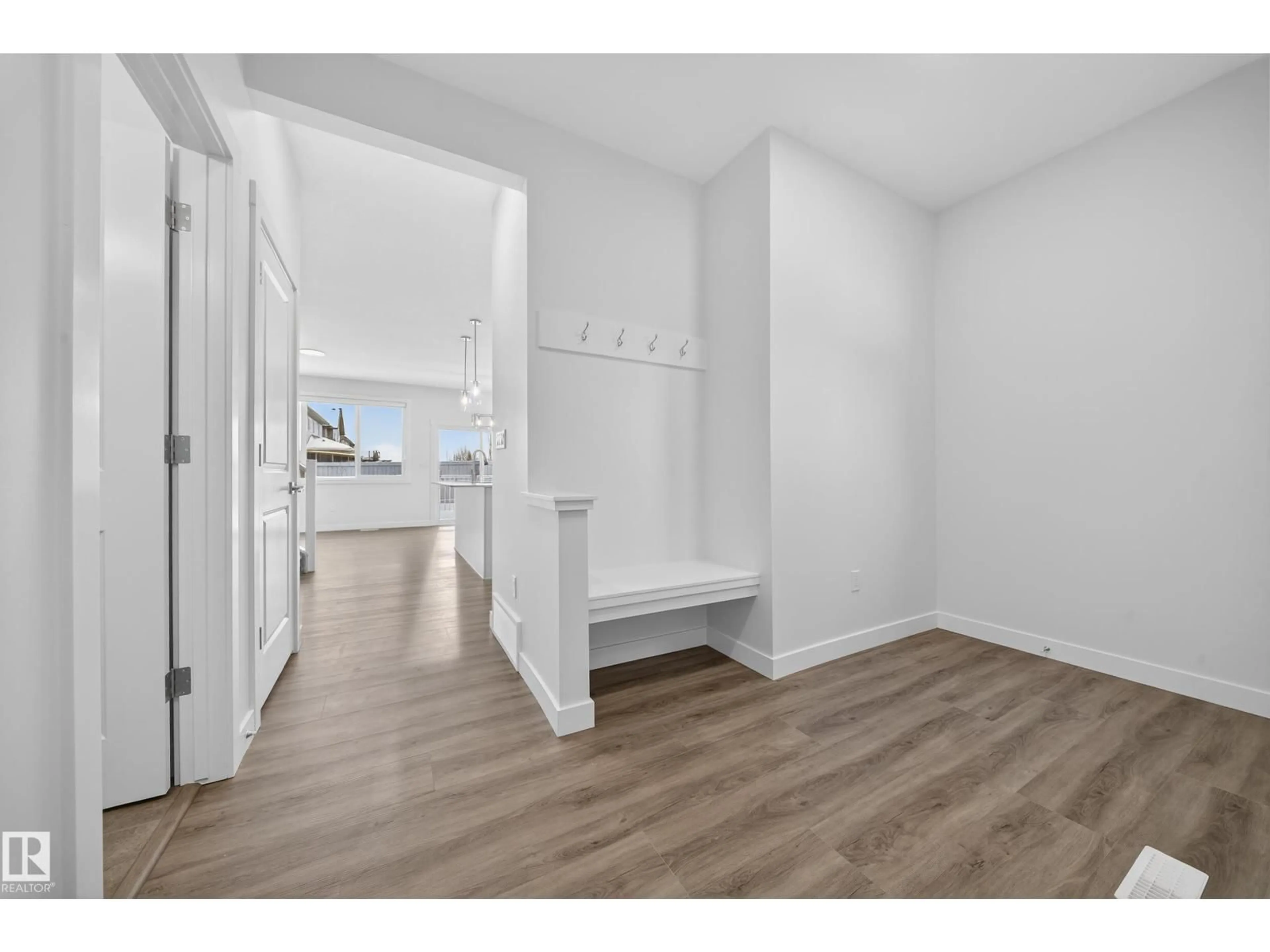 Indoor entryway for 8515 181 AV, Edmonton Alberta T5Z0G6