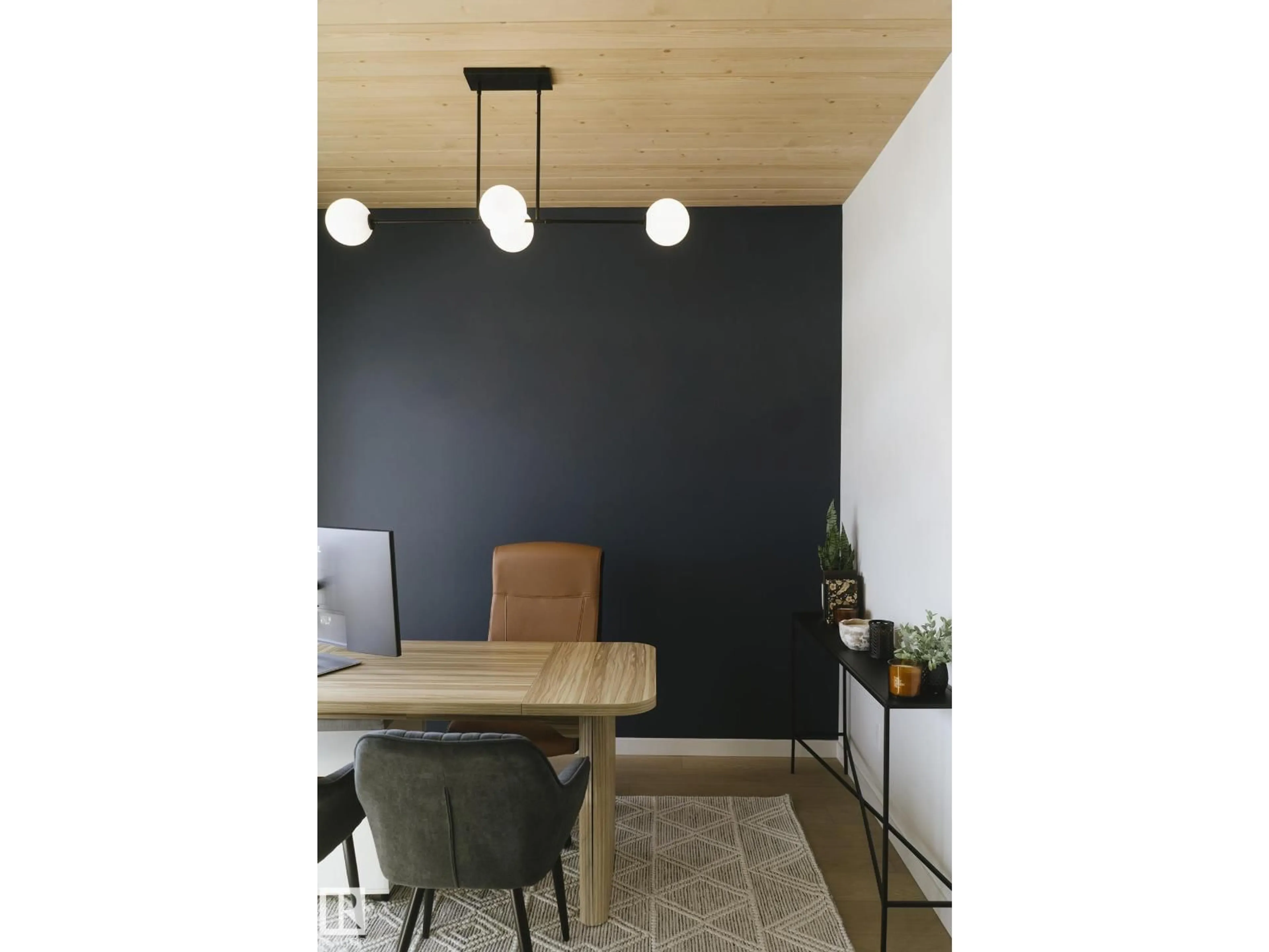 Dining room, wood/laminate floor for 9079 ELVES LOOP NW, Edmonton Alberta T6M3G4