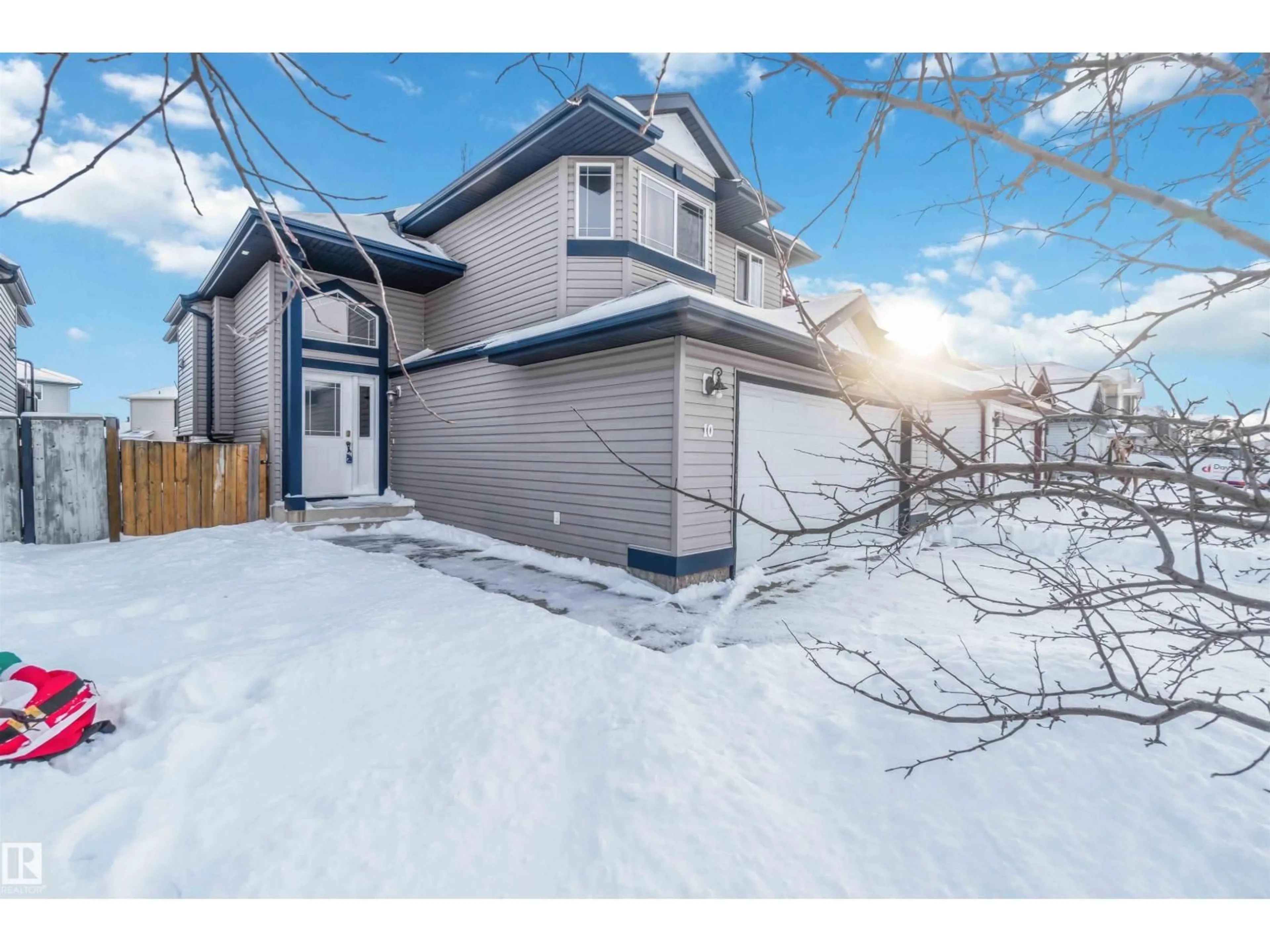 A pic from outside/outdoor area/front of a property/back of a property/a pic from drone, street for 10 HEATHERGLEN DRIVE, Spruce Grove Alberta T7X4L2