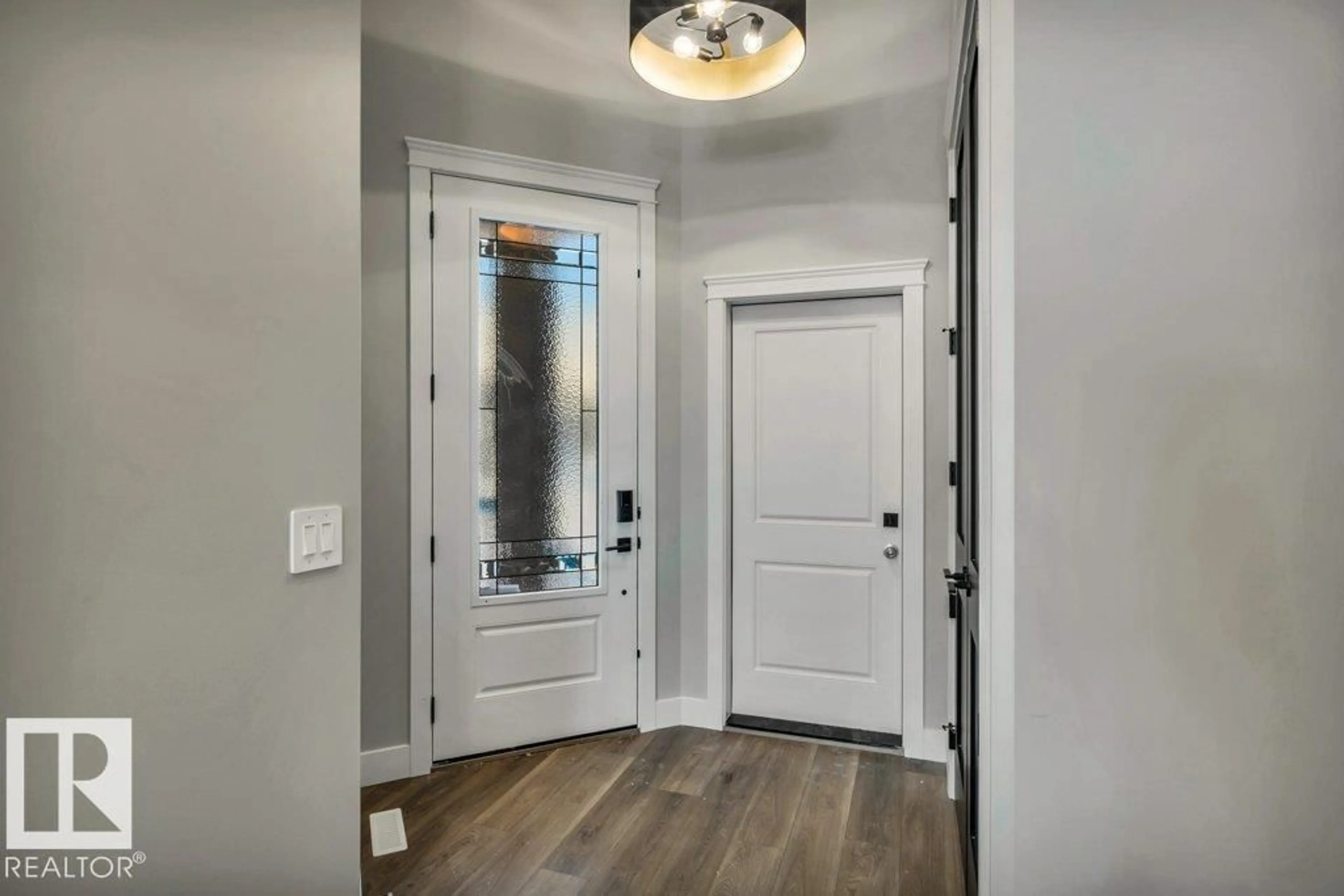 Indoor entryway for 44 ELDRIDGE PT, St. Albert Alberta T8N8C3