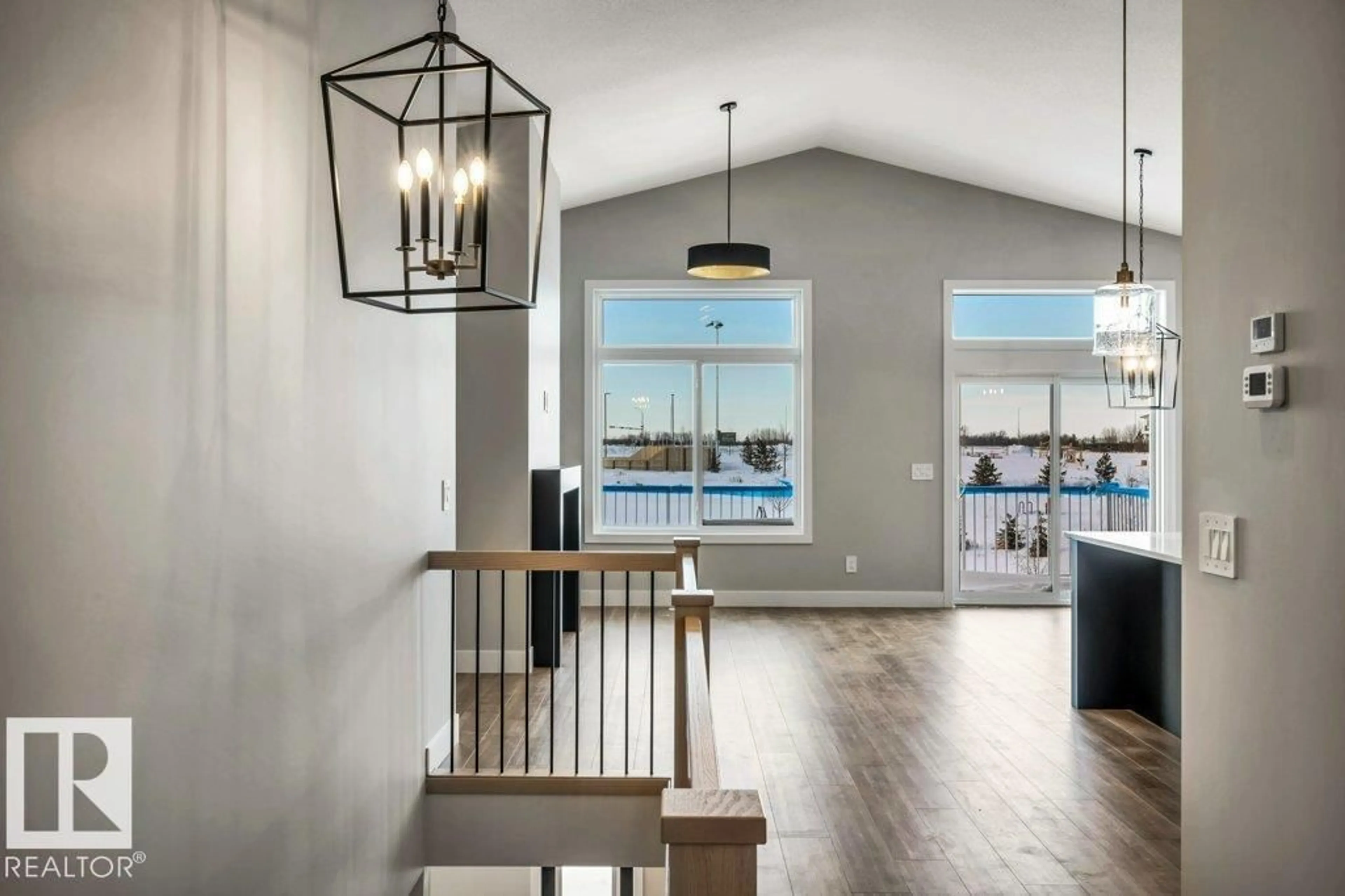 Indoor entryway for 44 ELDRIDGE PT, St. Albert Alberta T8N8C3