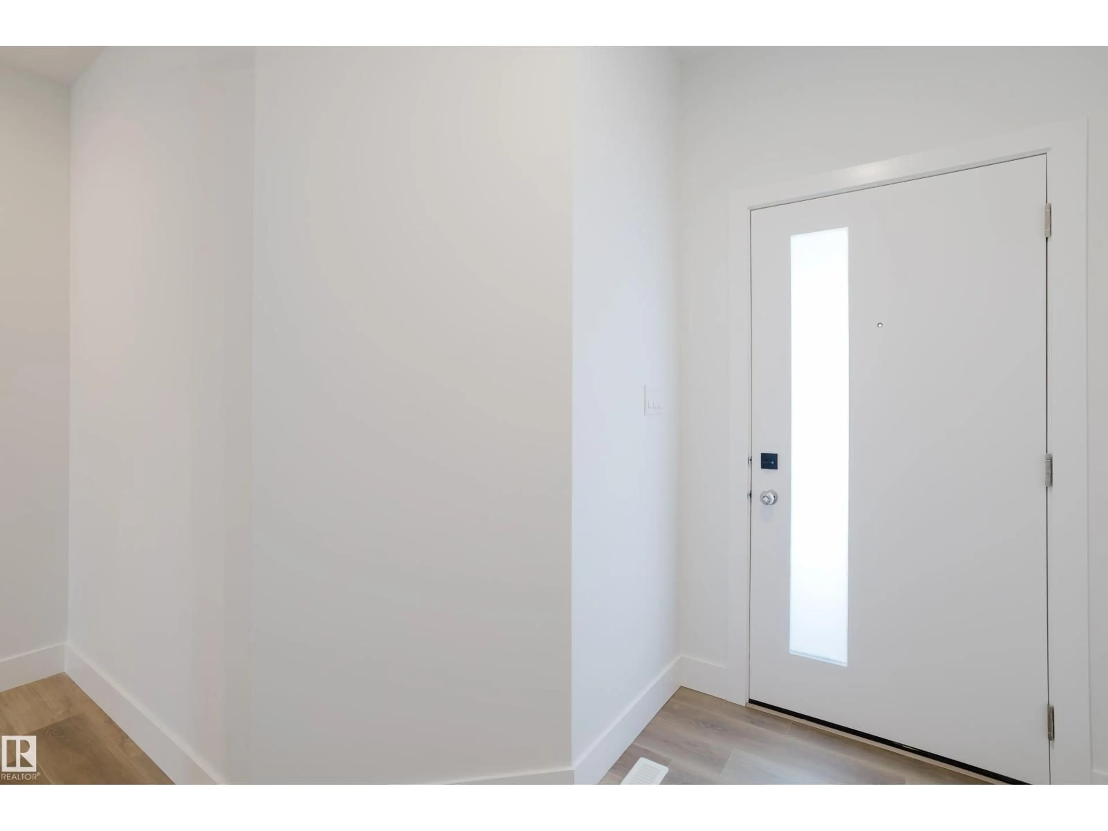 Indoor entryway for NW - 2704 194 ST, Edmonton Alberta T6M1K9