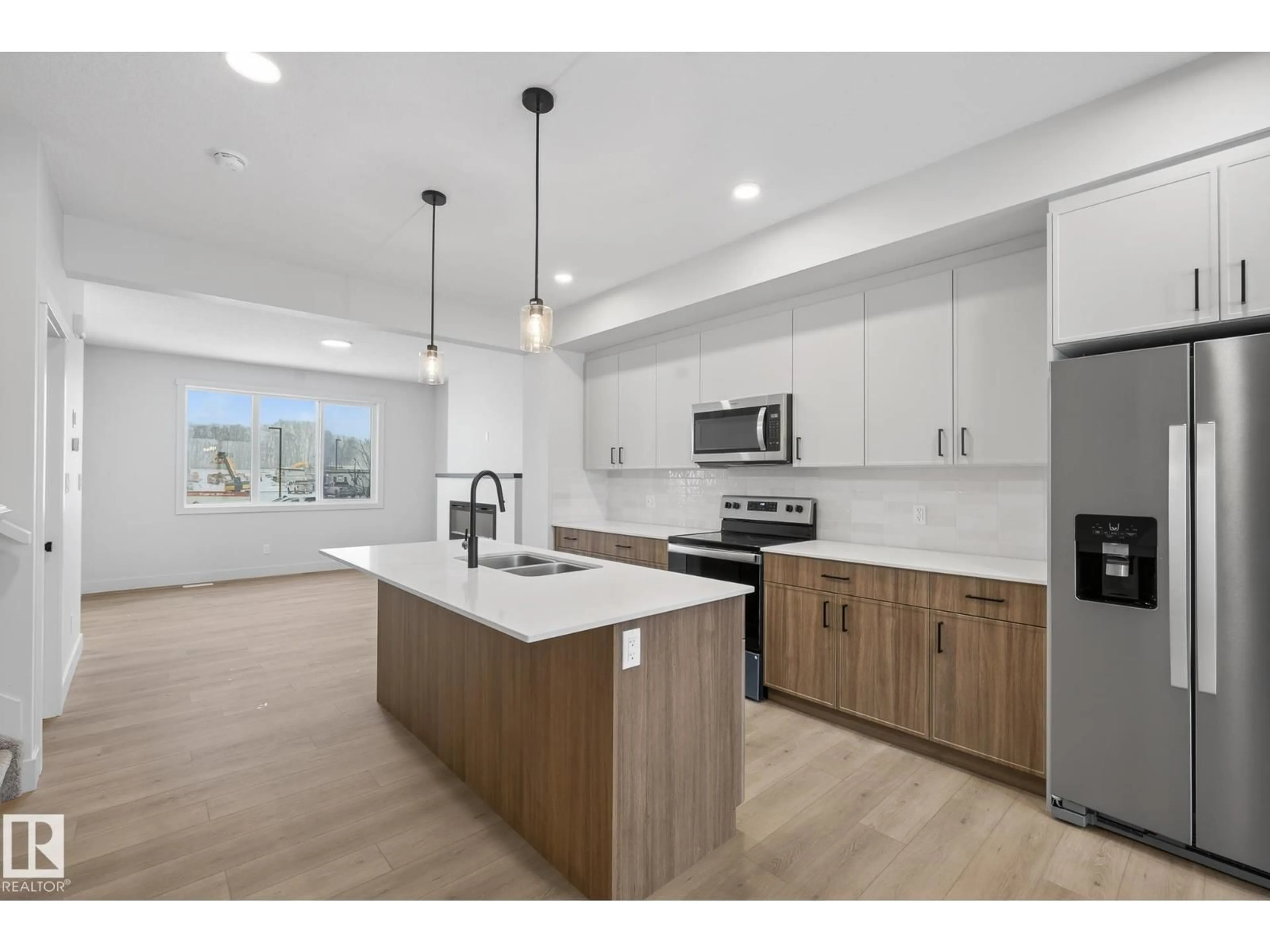 Open concept kitchen, unknown for 119 BRICKYARD DR, Stony Plain Alberta T7Z0A0