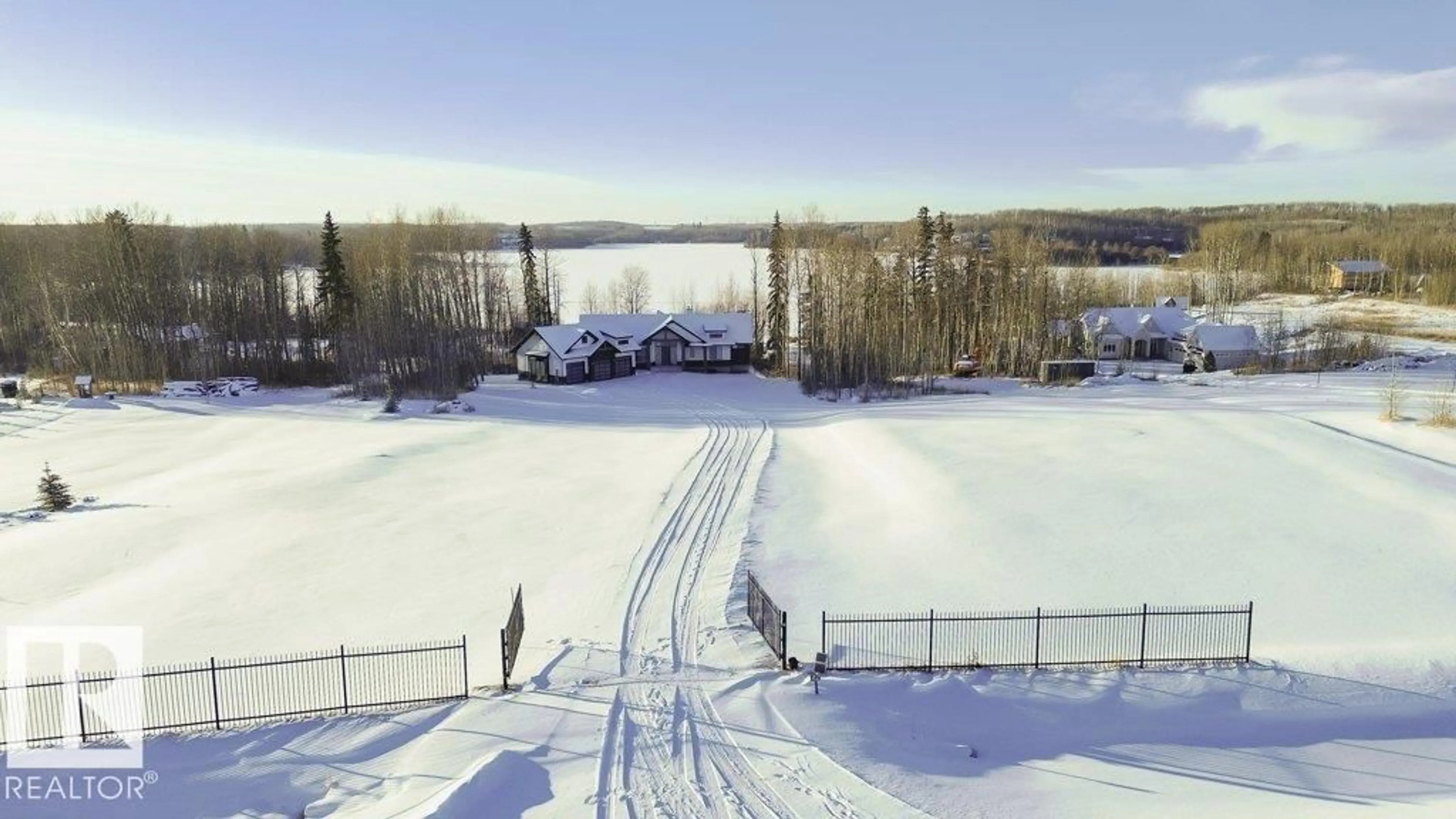 A pic from outside/outdoor area/front of a property/back of a property/a pic from drone, unknown for 42 - 2307 TWP ROAD 522, Rural Parkland County Alberta T7Y3L7