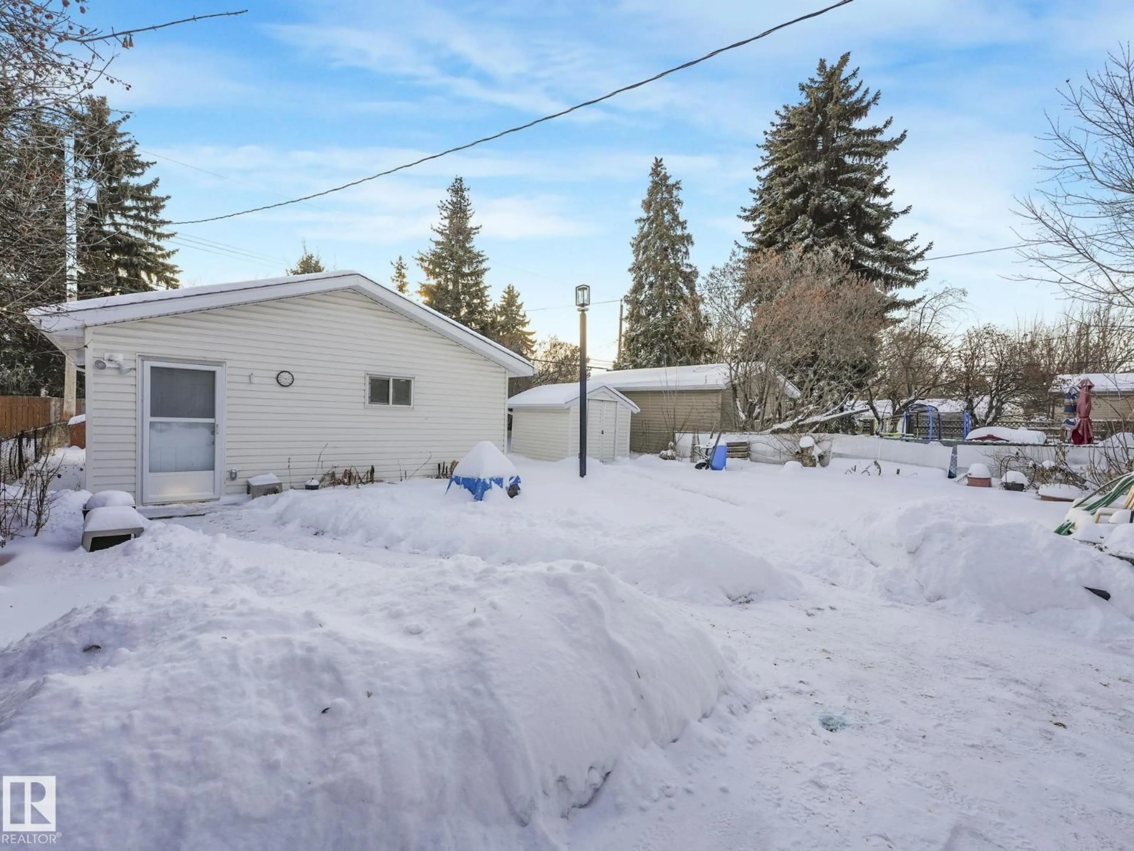 Unknown for 13331 110 AV, Edmonton Alberta T5M2M1