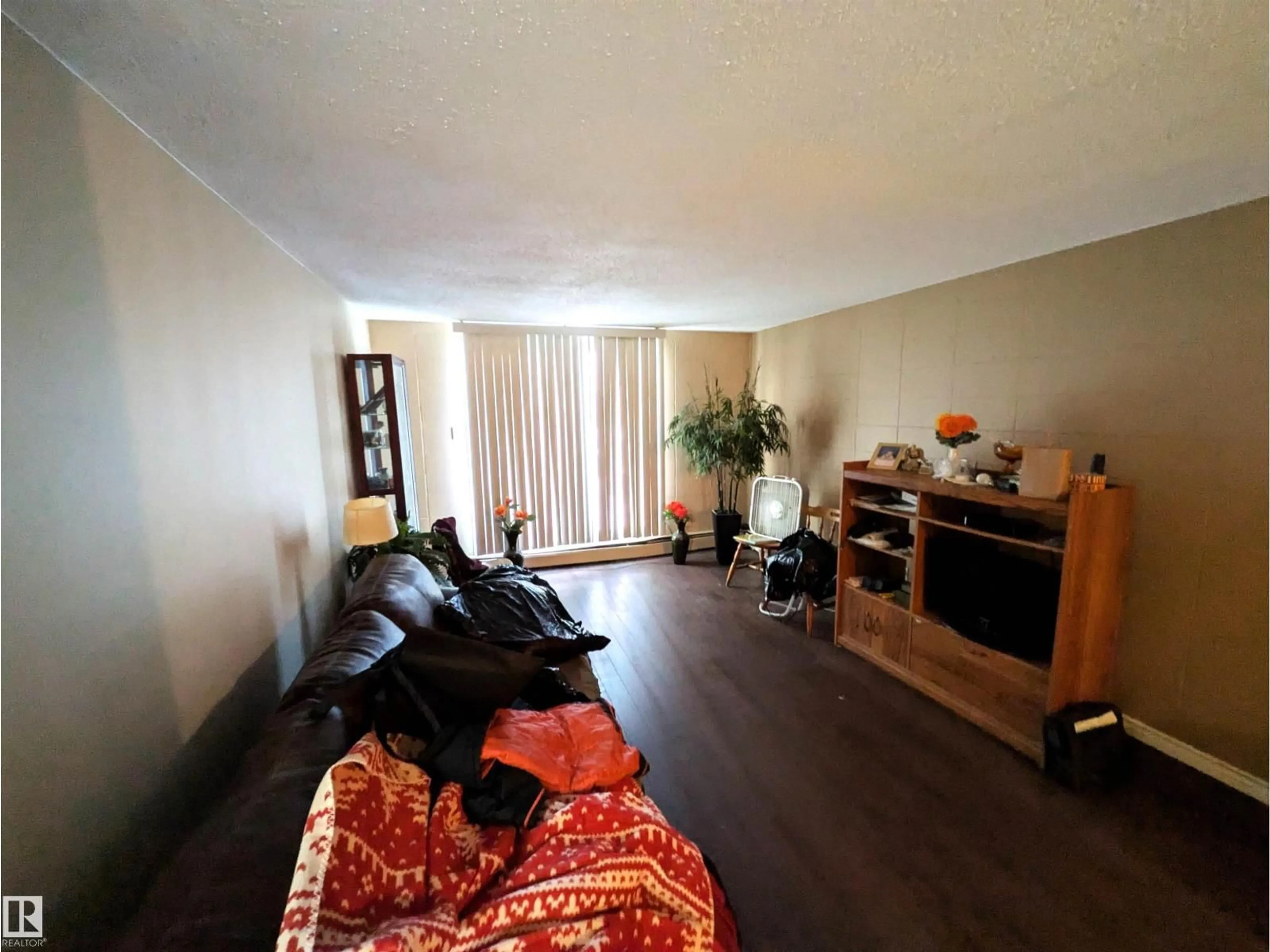 A pic of a room for 10616 - 118 156 ST, Edmonton Alberta T5S2S1