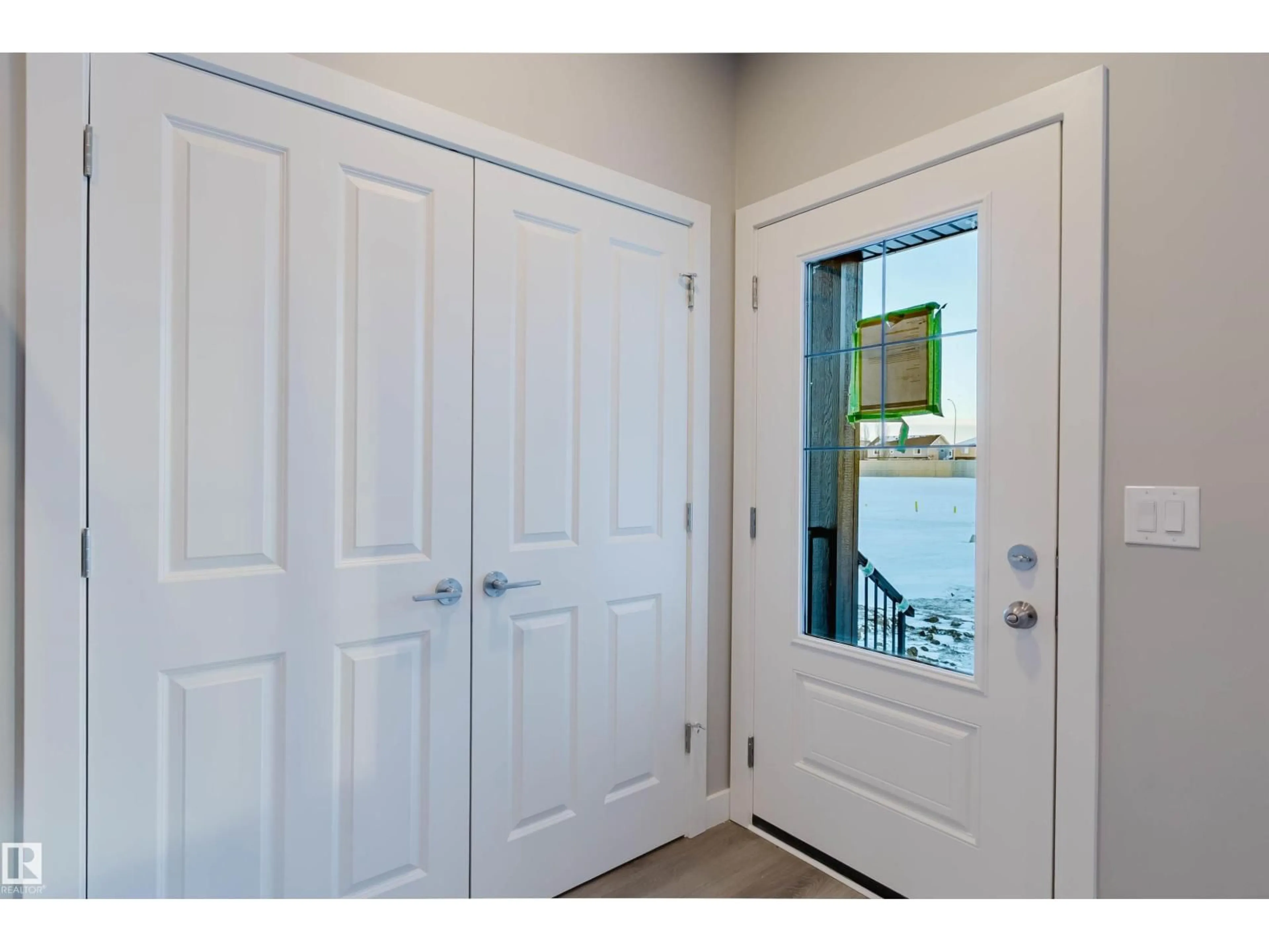 Indoor entryway for 5418 69 ST, Beaumont Alberta T4X2Z7