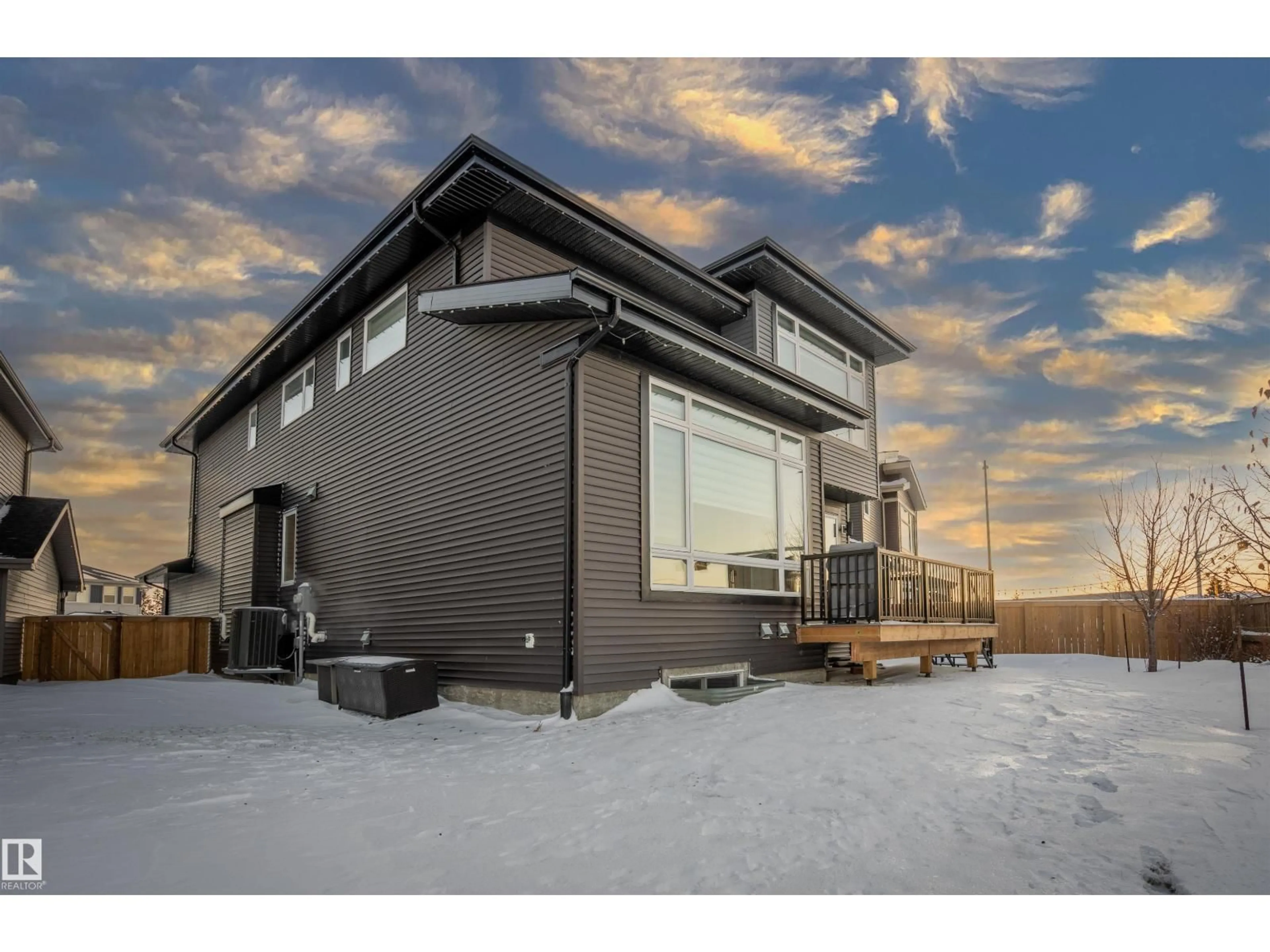 Unknown for 2118 CAVANAGH DR, Edmonton Alberta T6W4G1