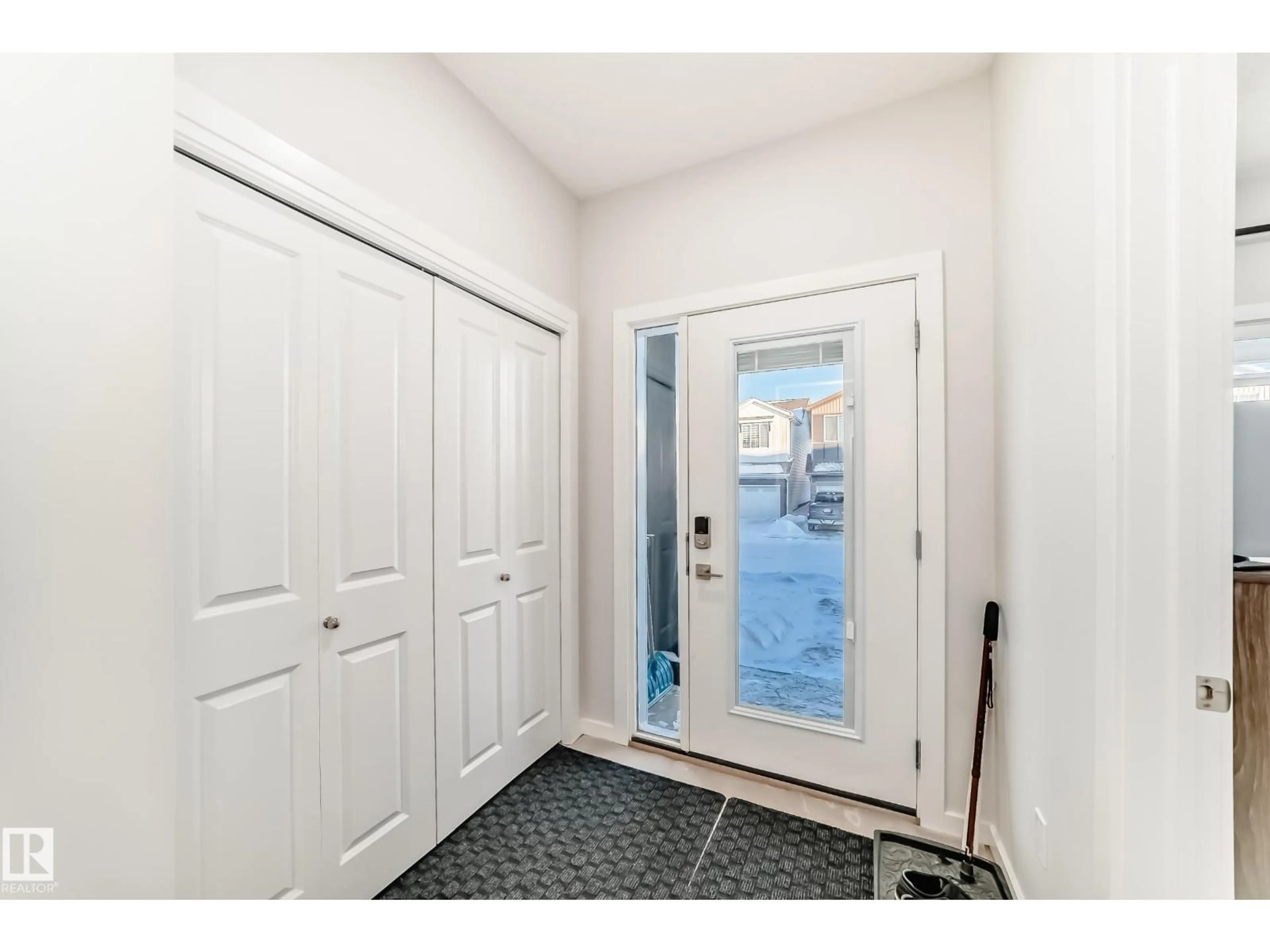 Indoor entryway for SW - 332 29 ST, Edmonton Alberta T6X3E7