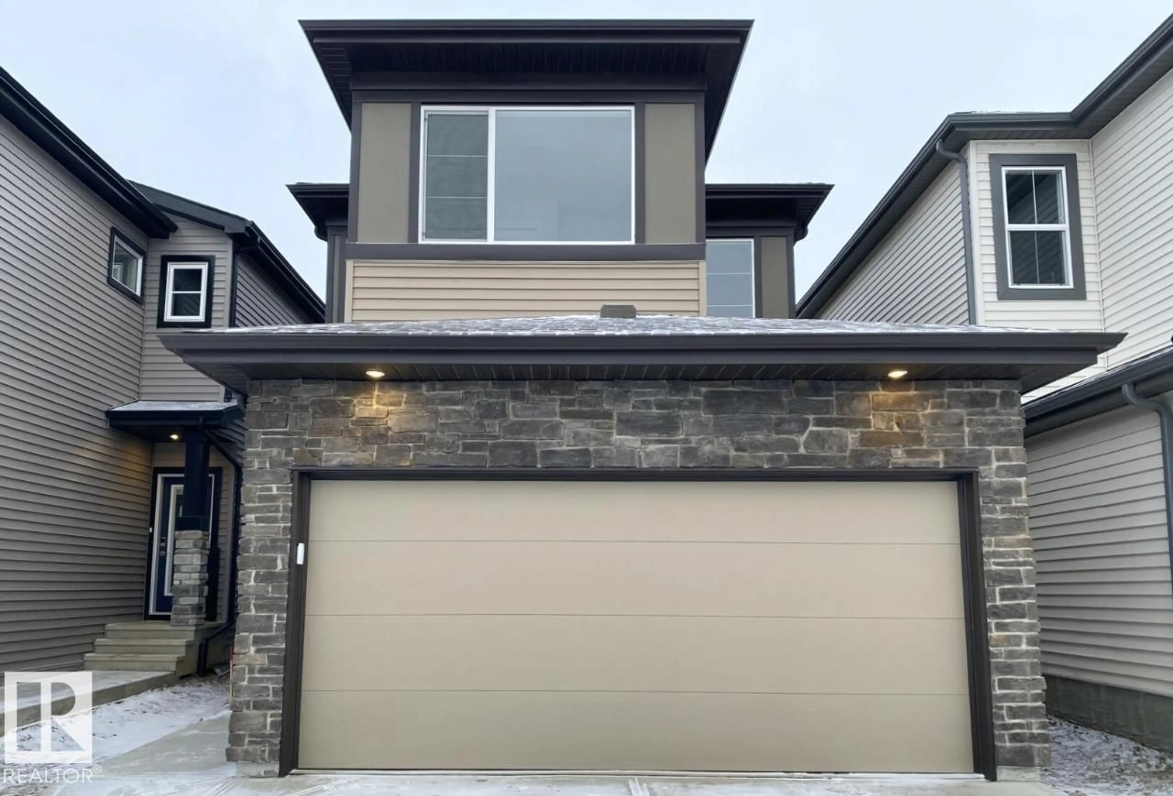 Unknown for 6271 29 AV, Edmonton Alberta T6J6C8