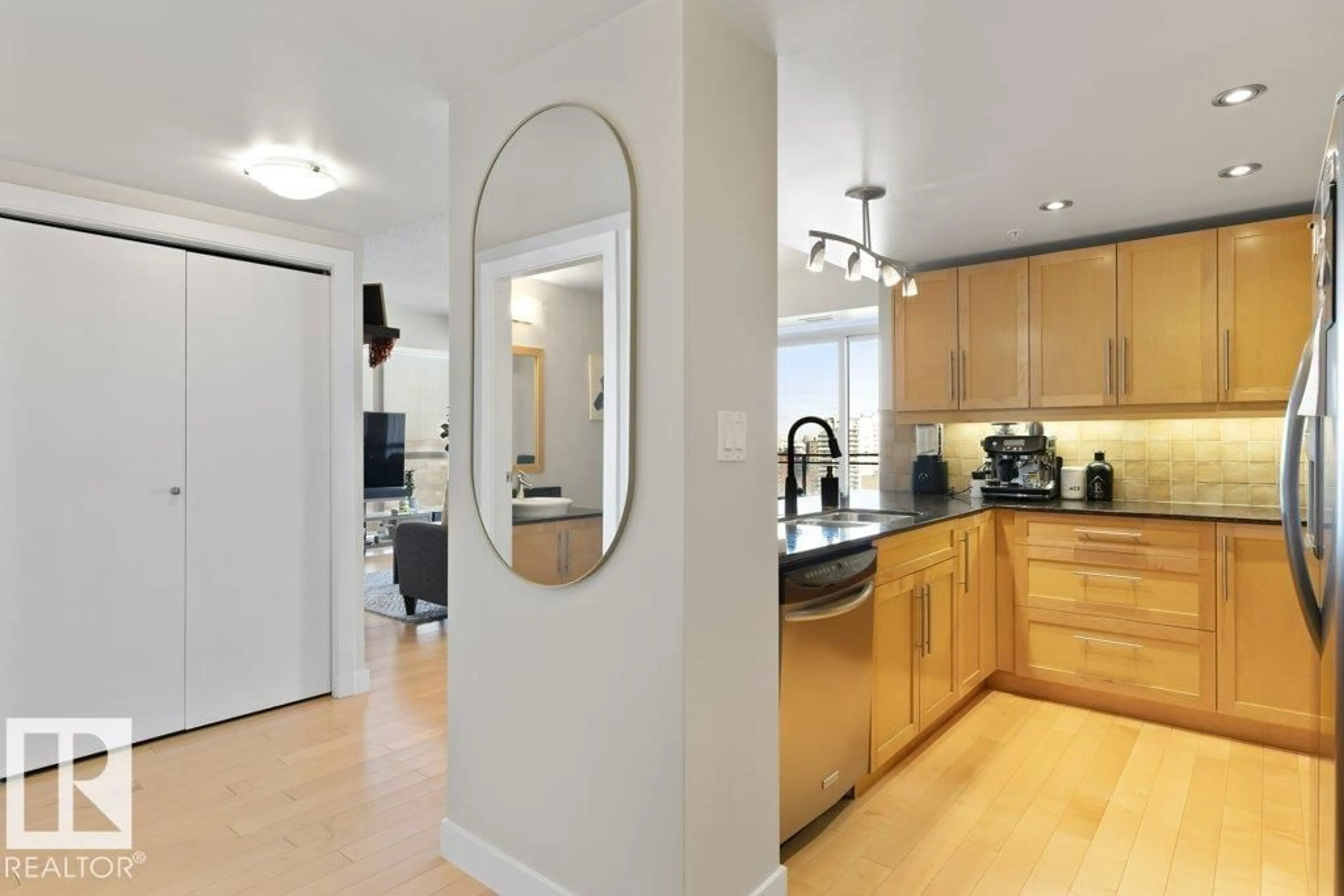 Unknown for 1104 - 10046 117 ST, Edmonton Alberta T5K1K2