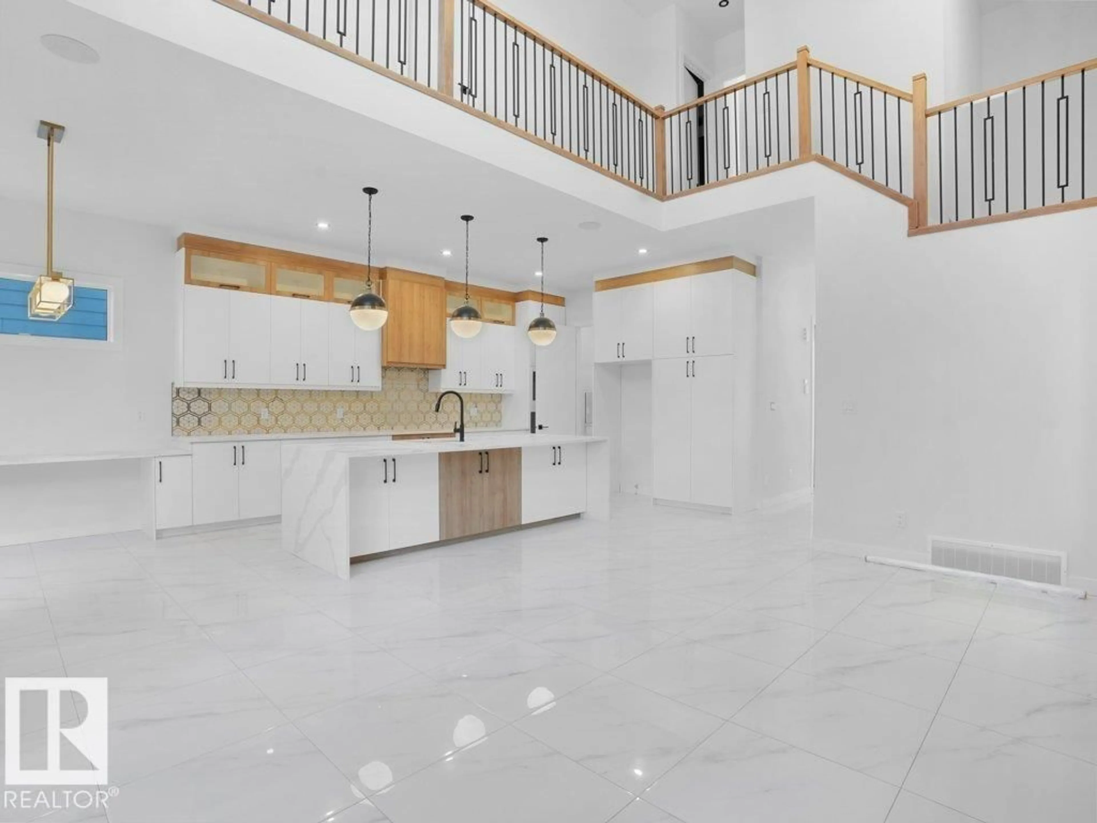 Open concept kitchen, ceramic/tile floor for 6131 CRAWFORD DR, Edmonton Alberta T6W4L8